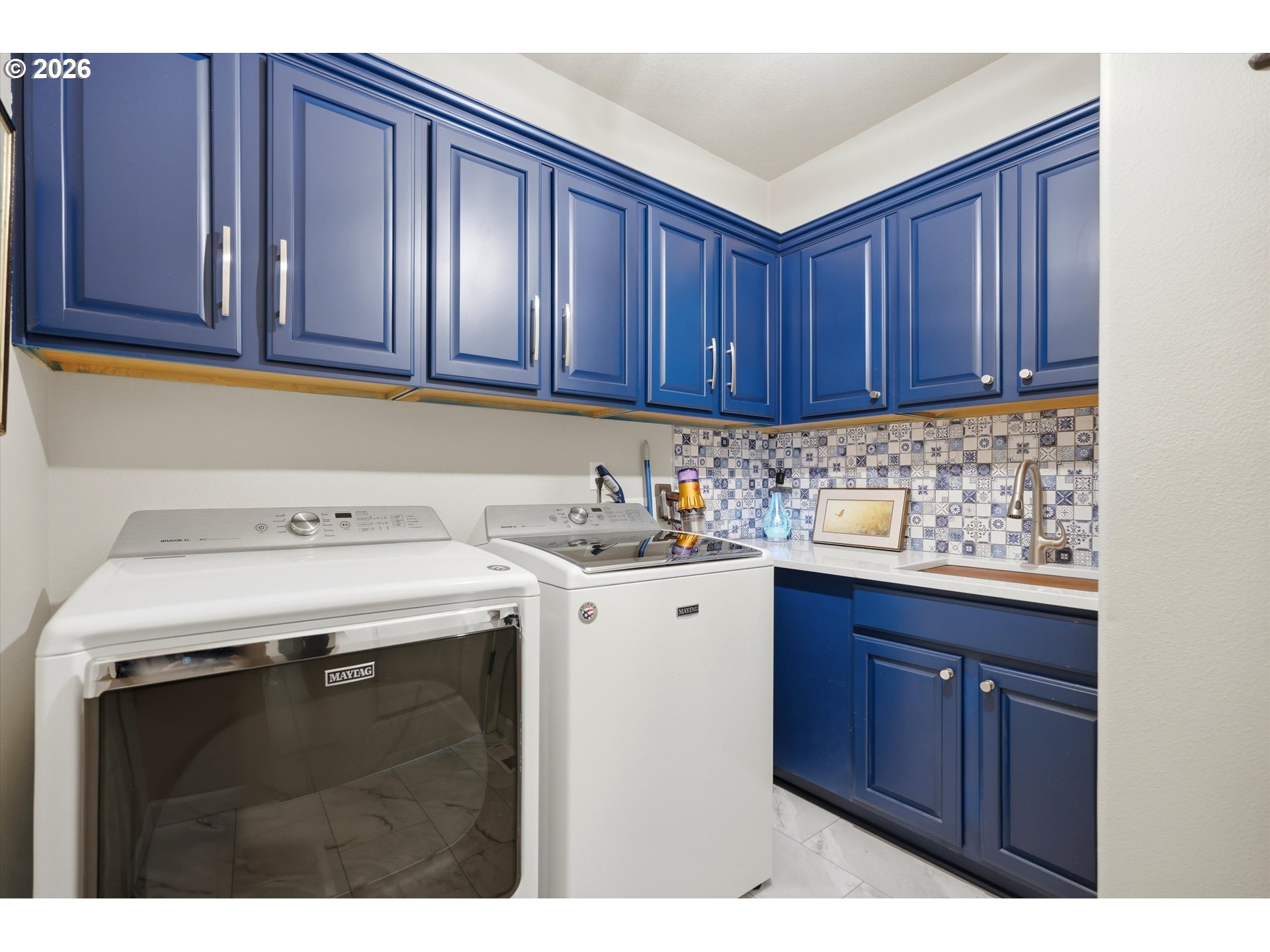 property viewer photo 25