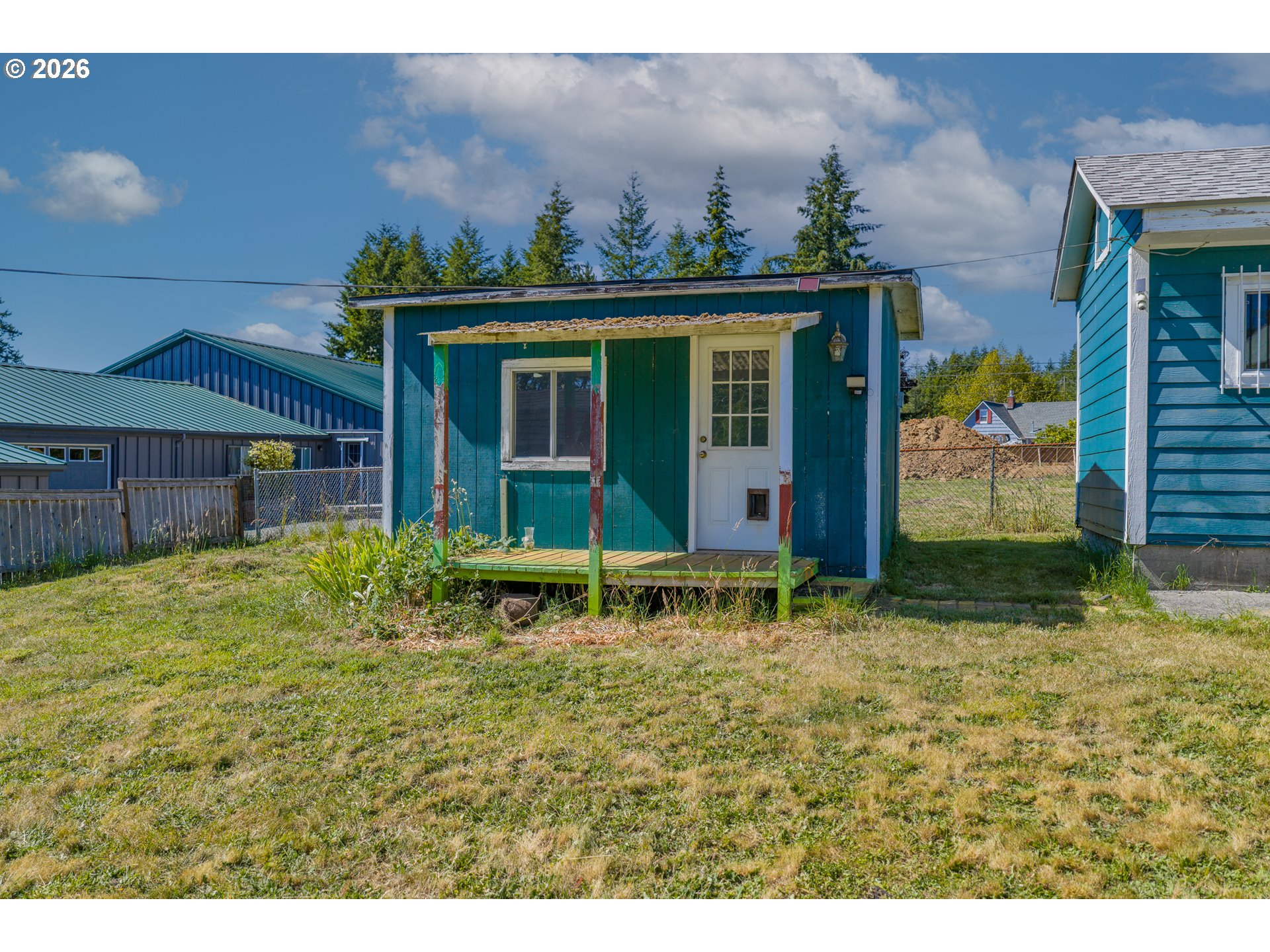 main property photo 32