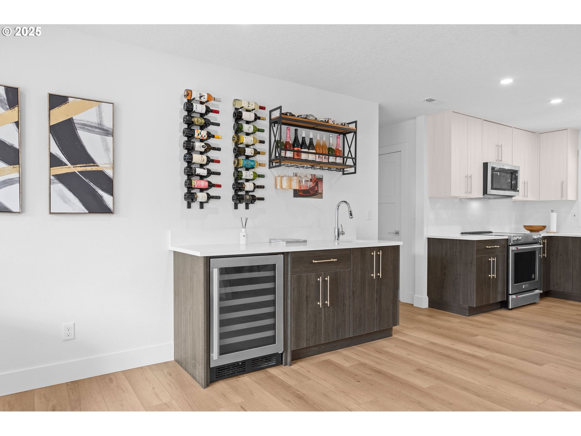 property viewer photo 11