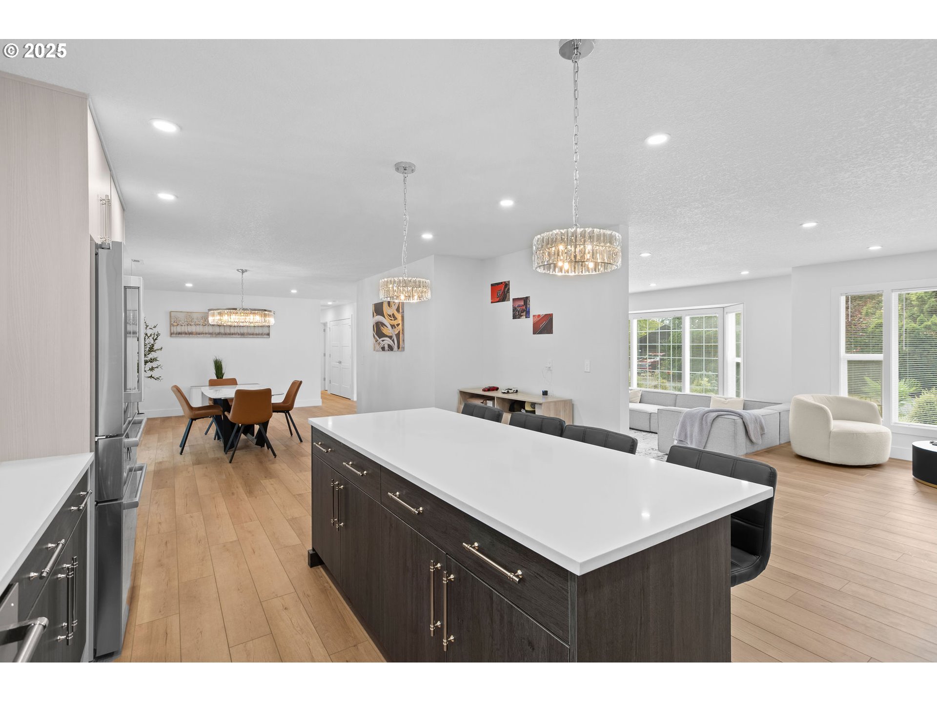 property viewer photo 16