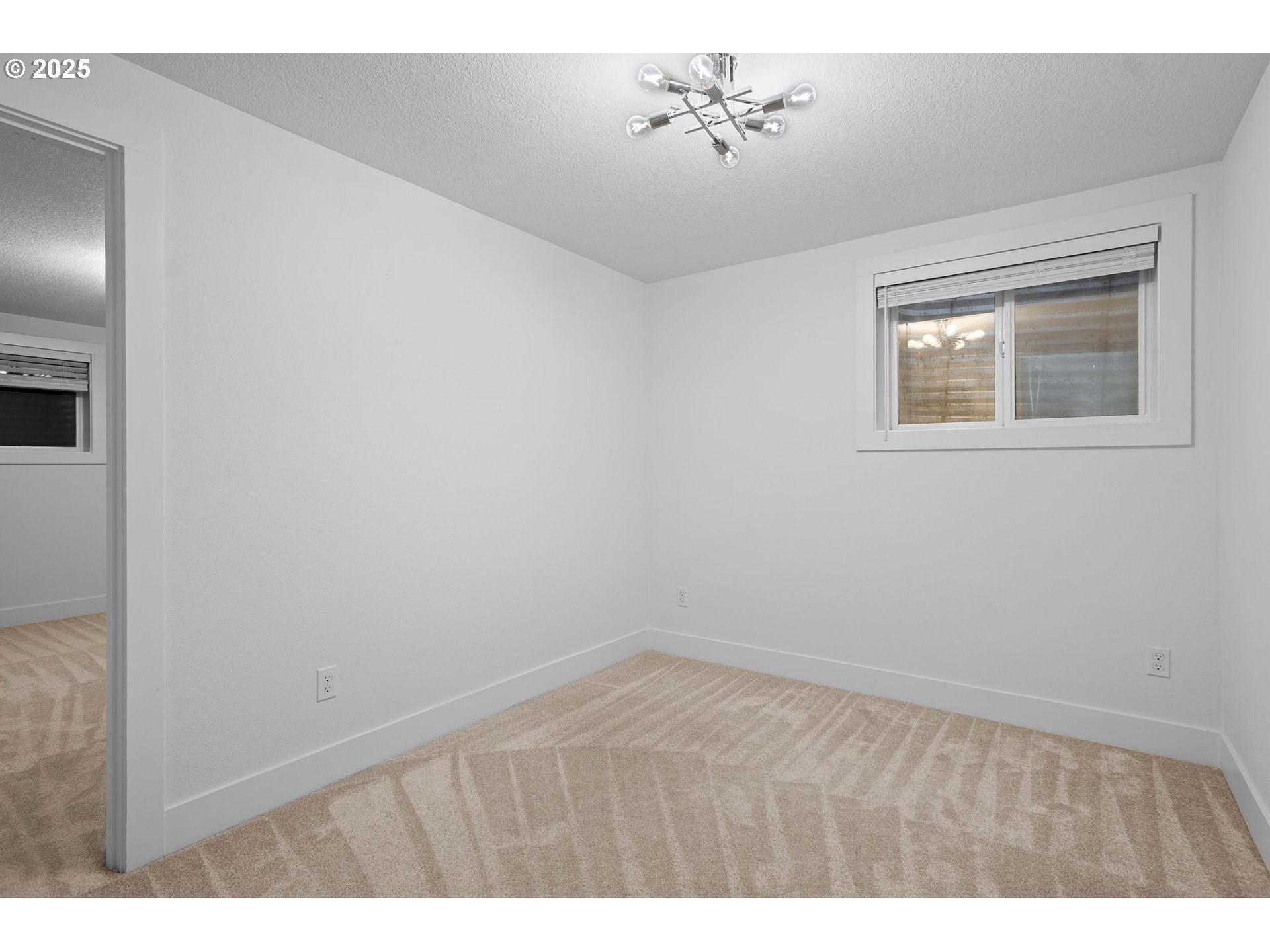 property viewer photo 39