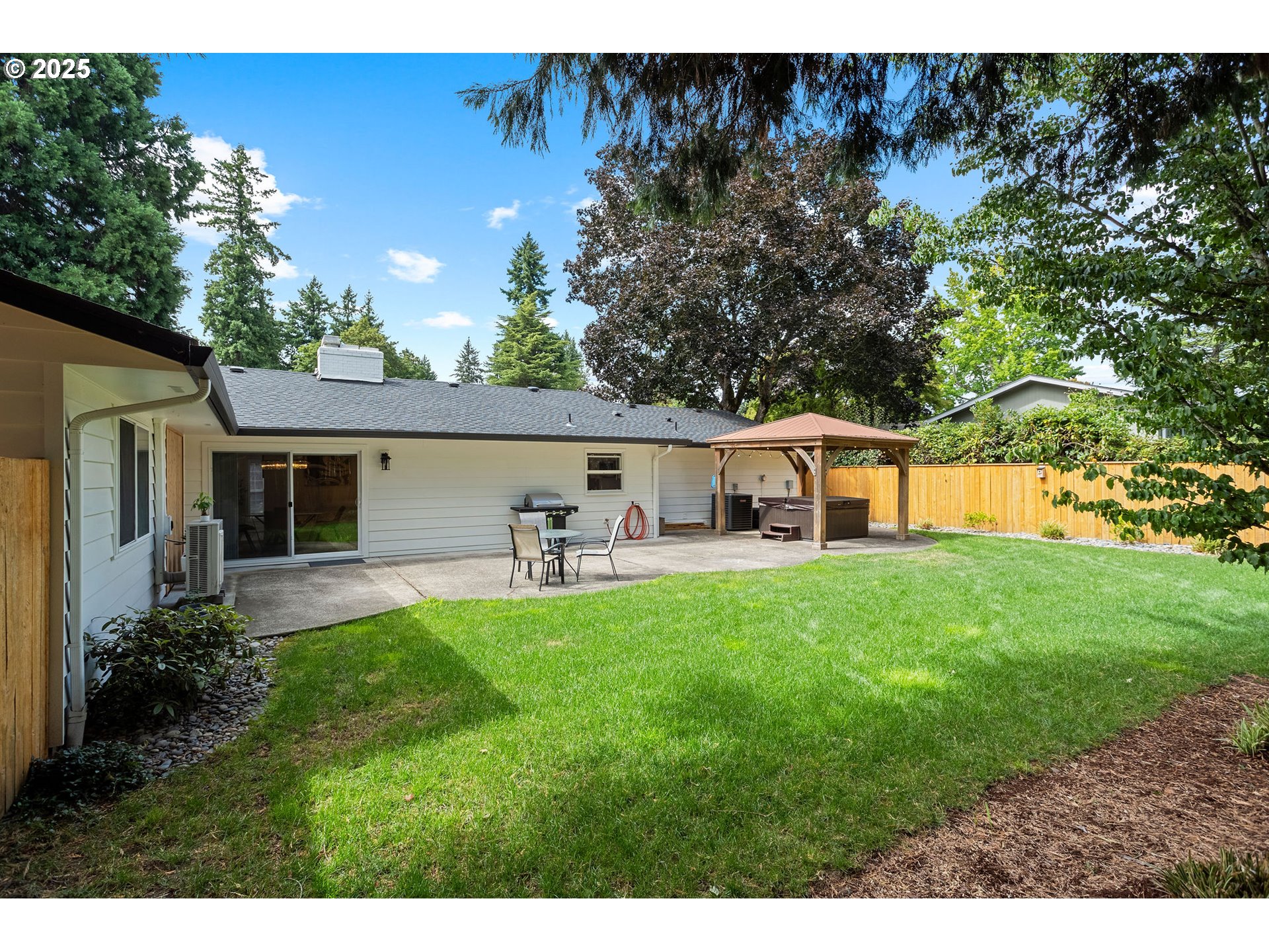 property viewer photo 46