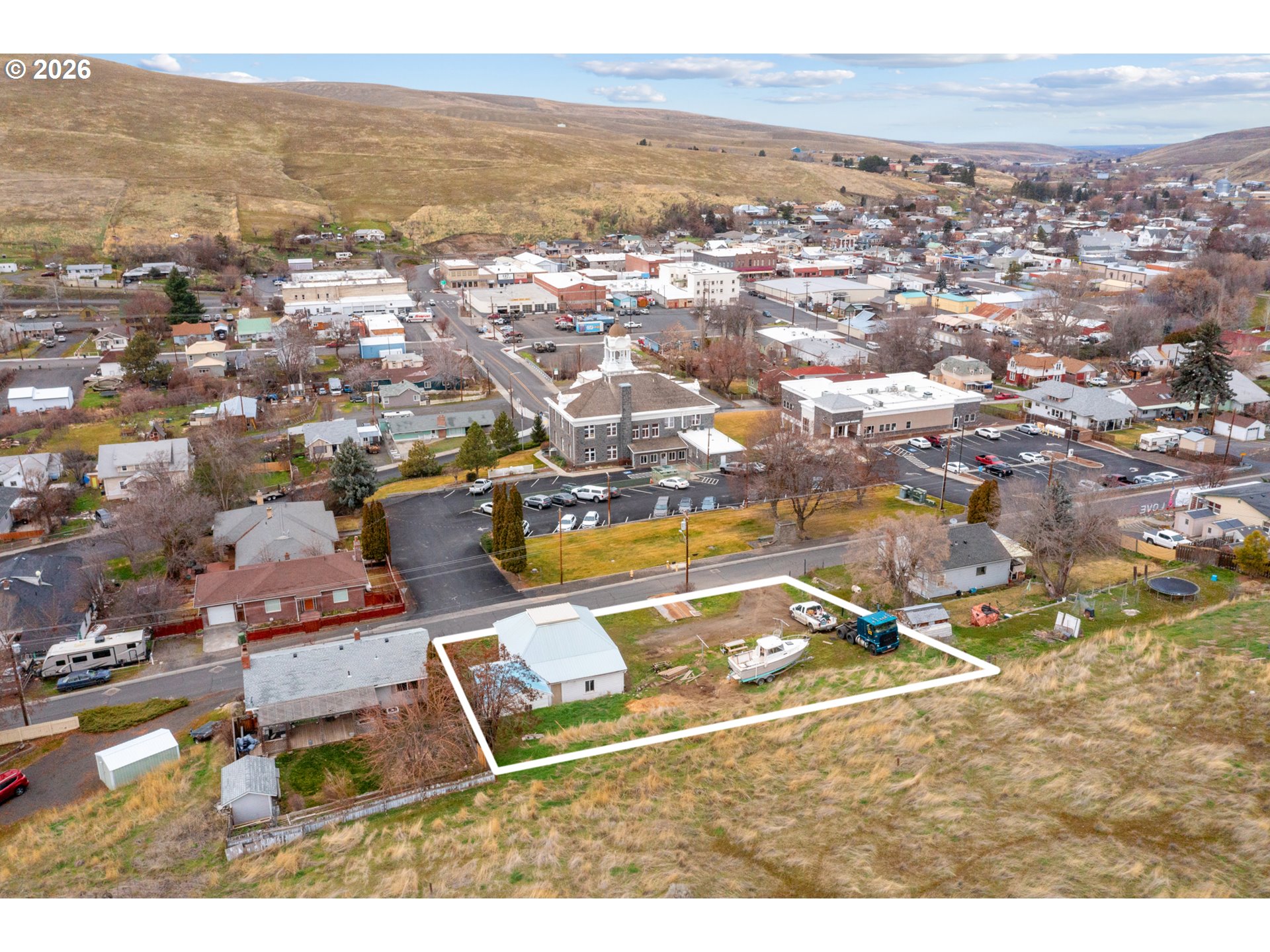 main property photo 31