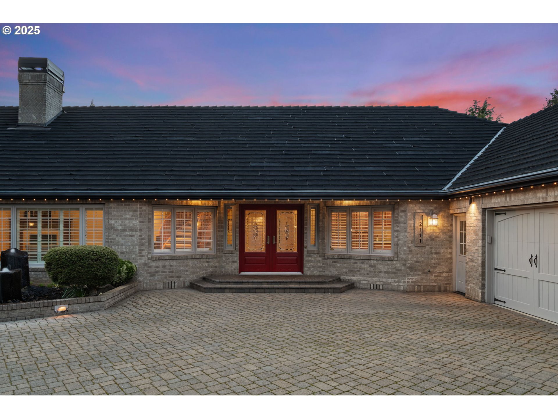 property viewer photo 1