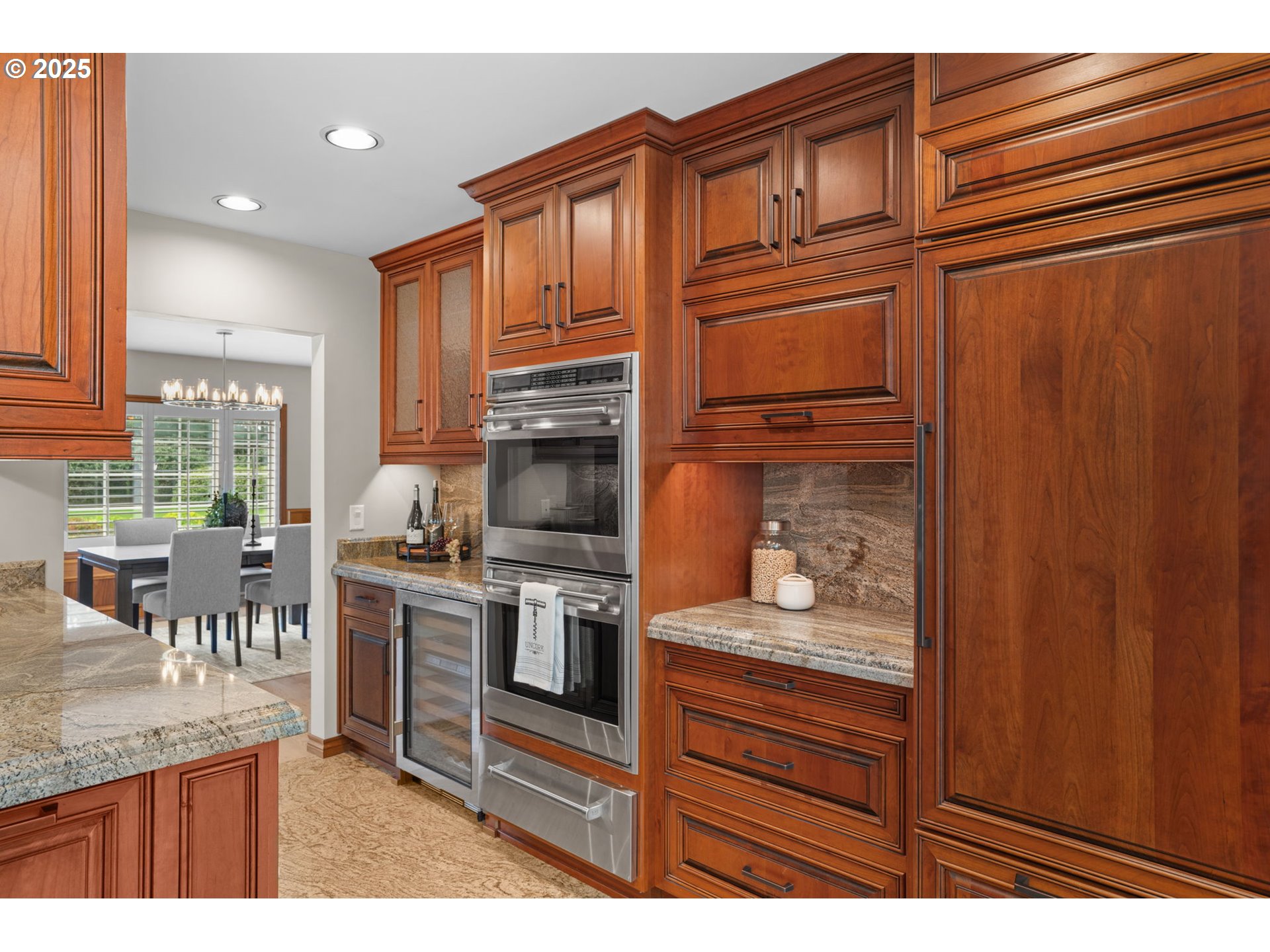 property viewer photo 15
