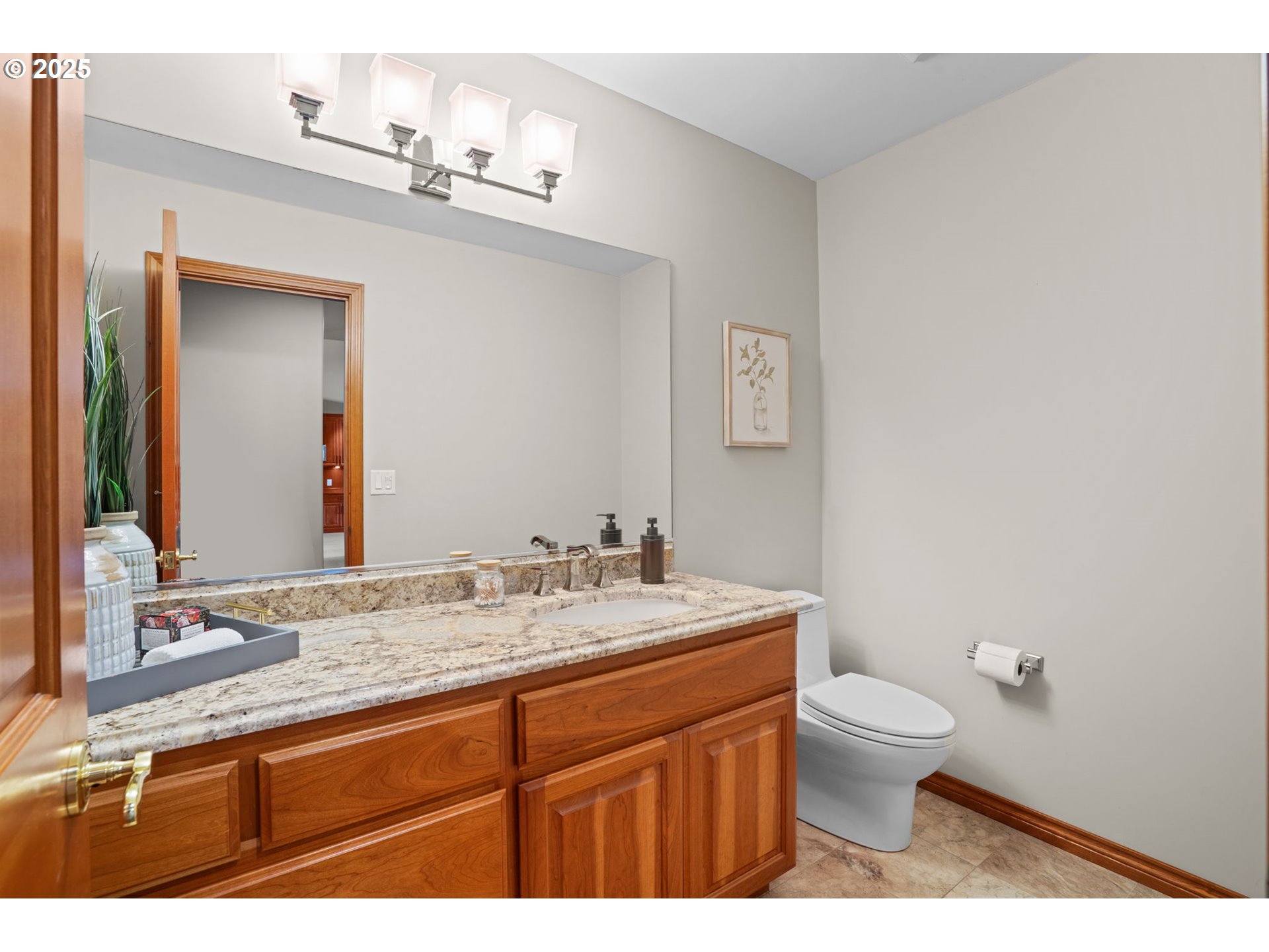 property viewer photo 21