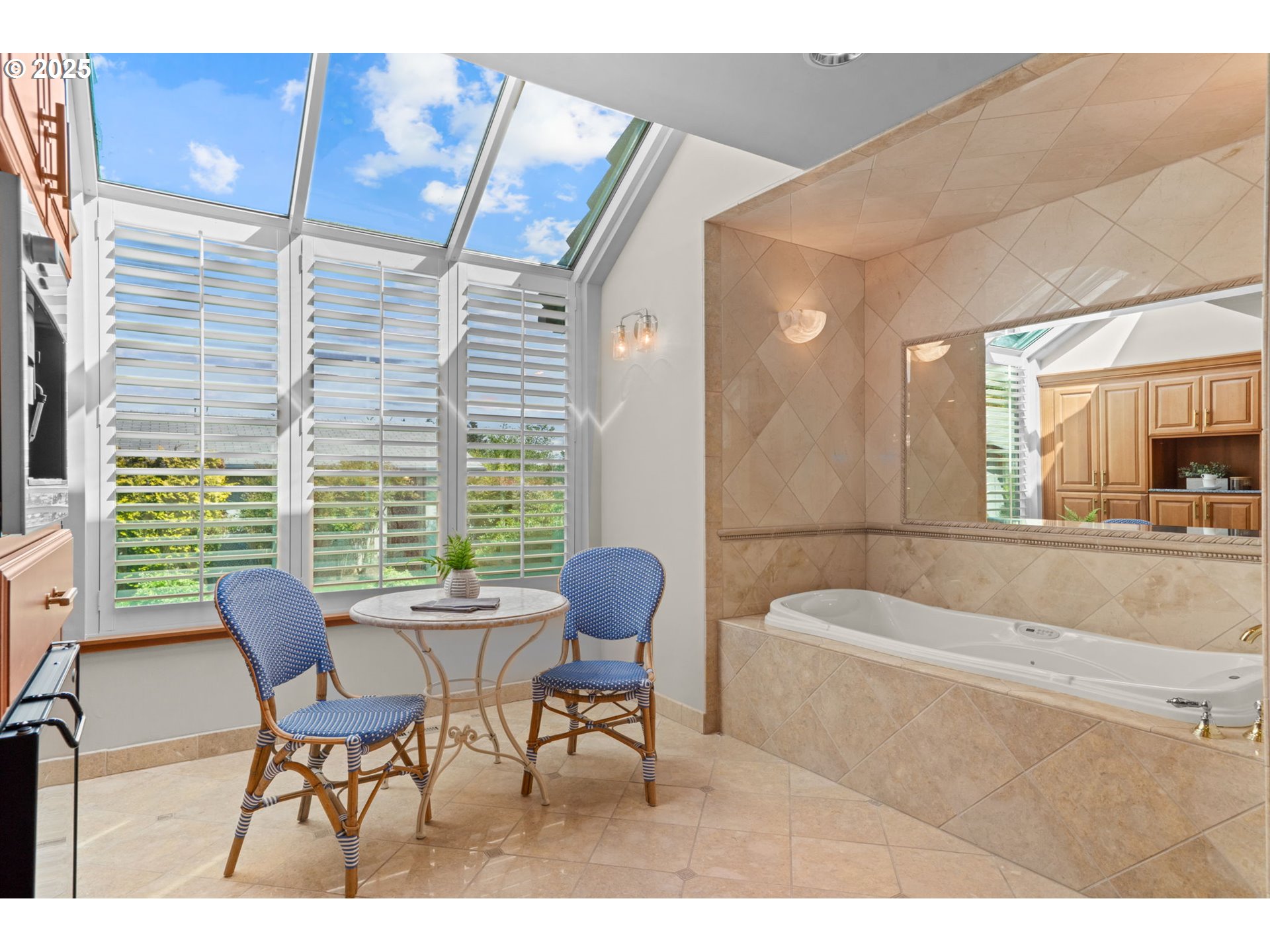 property viewer photo 32