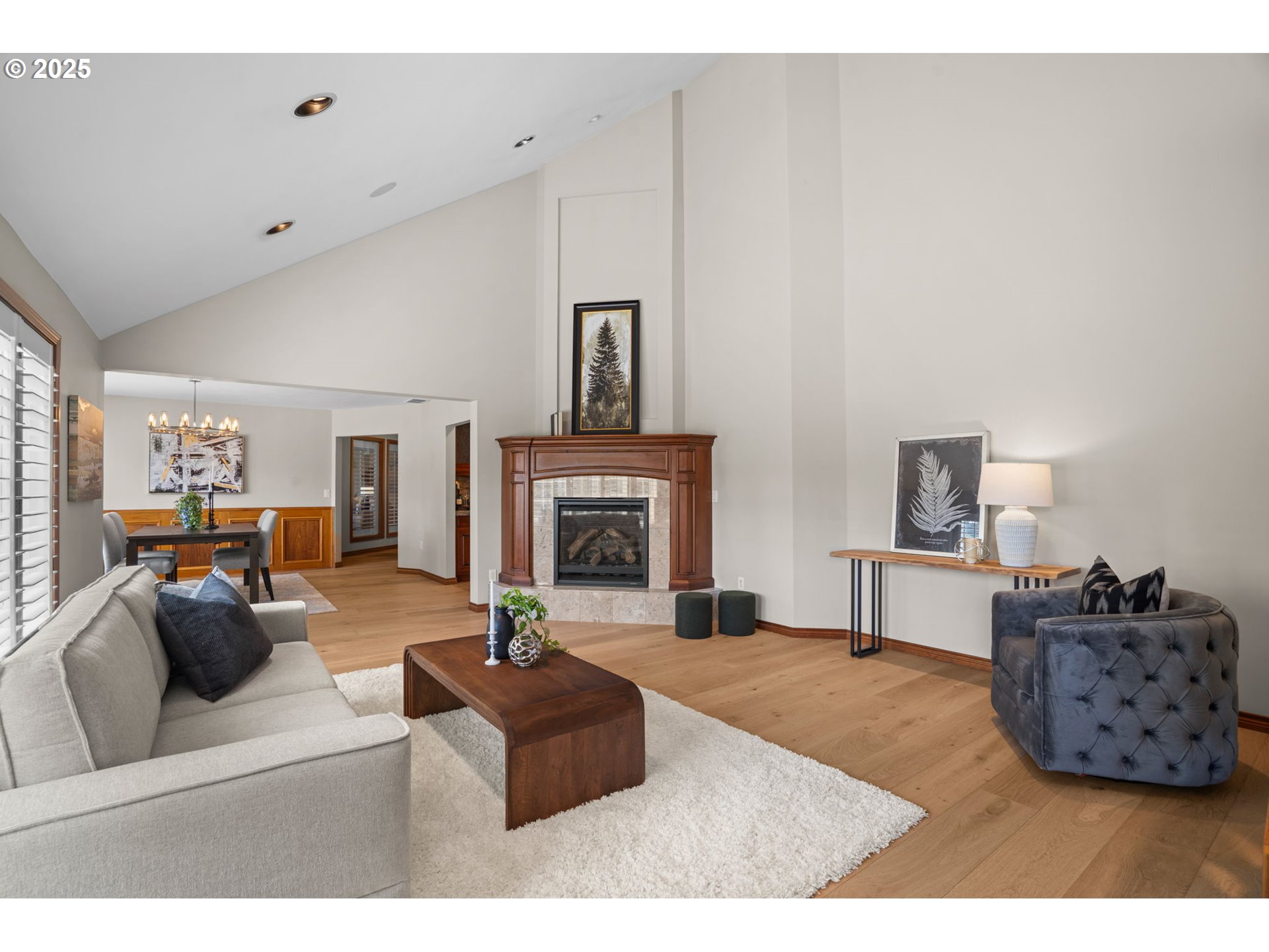 property viewer photo 4