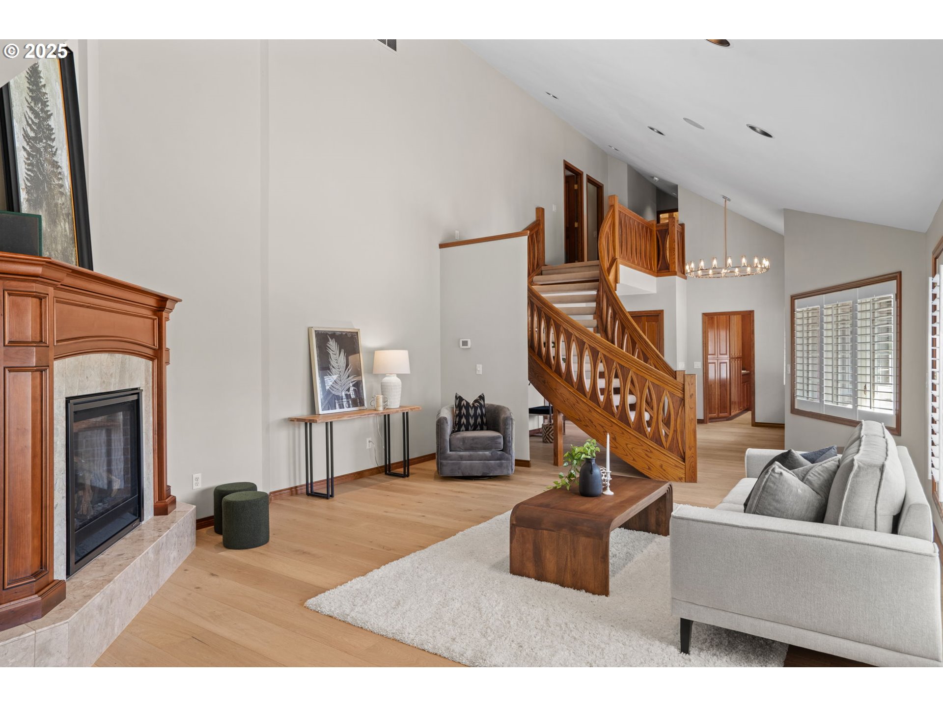 property viewer photo 5