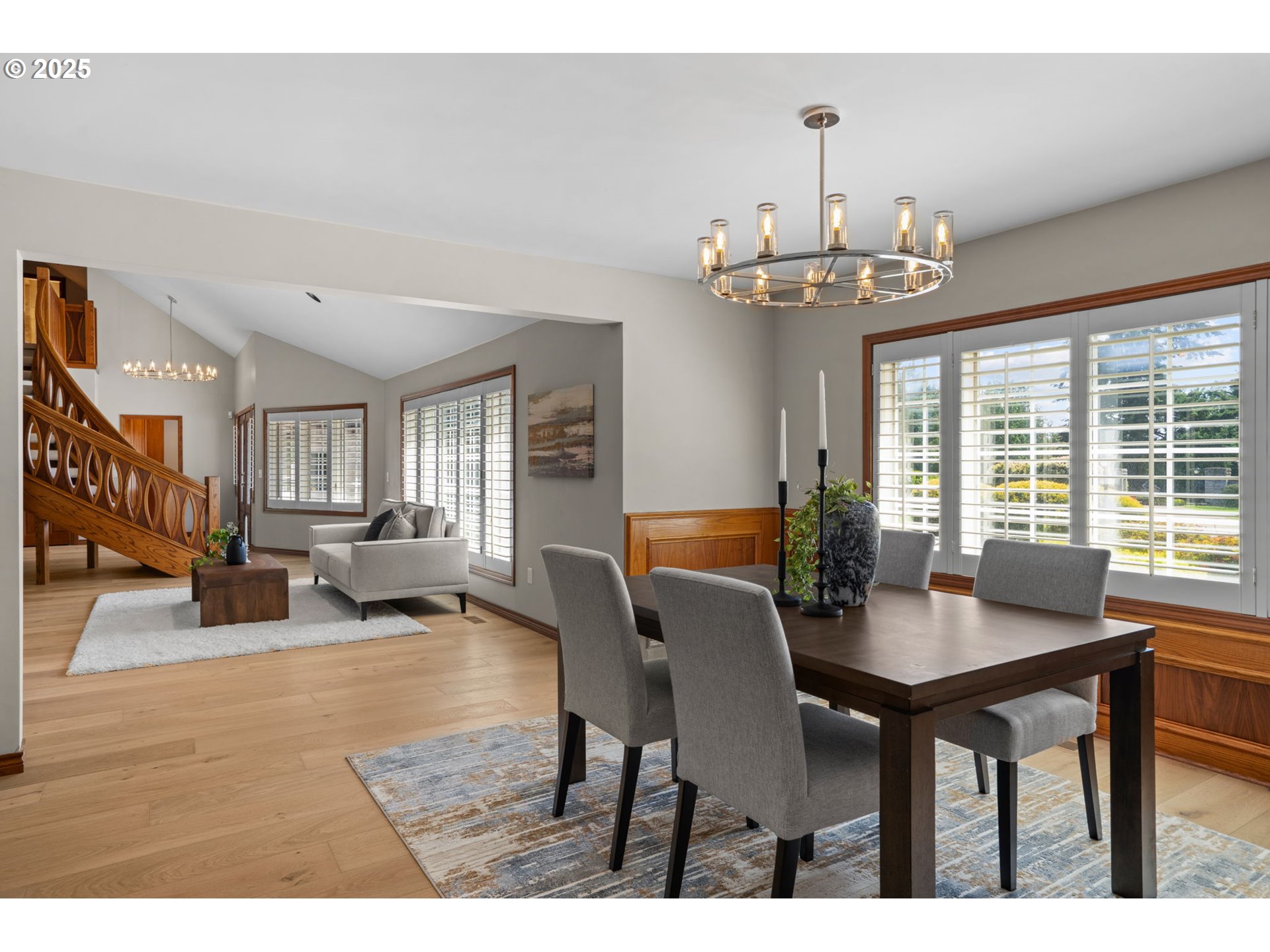 property viewer photo 7
