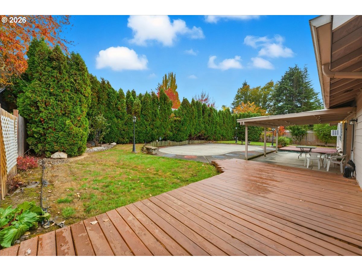 main property photo 23