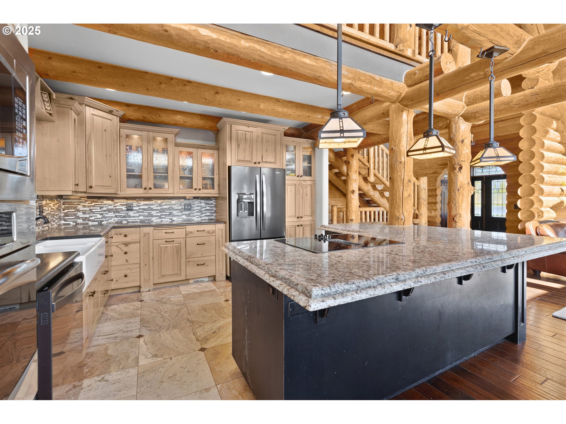 main property photo 19
