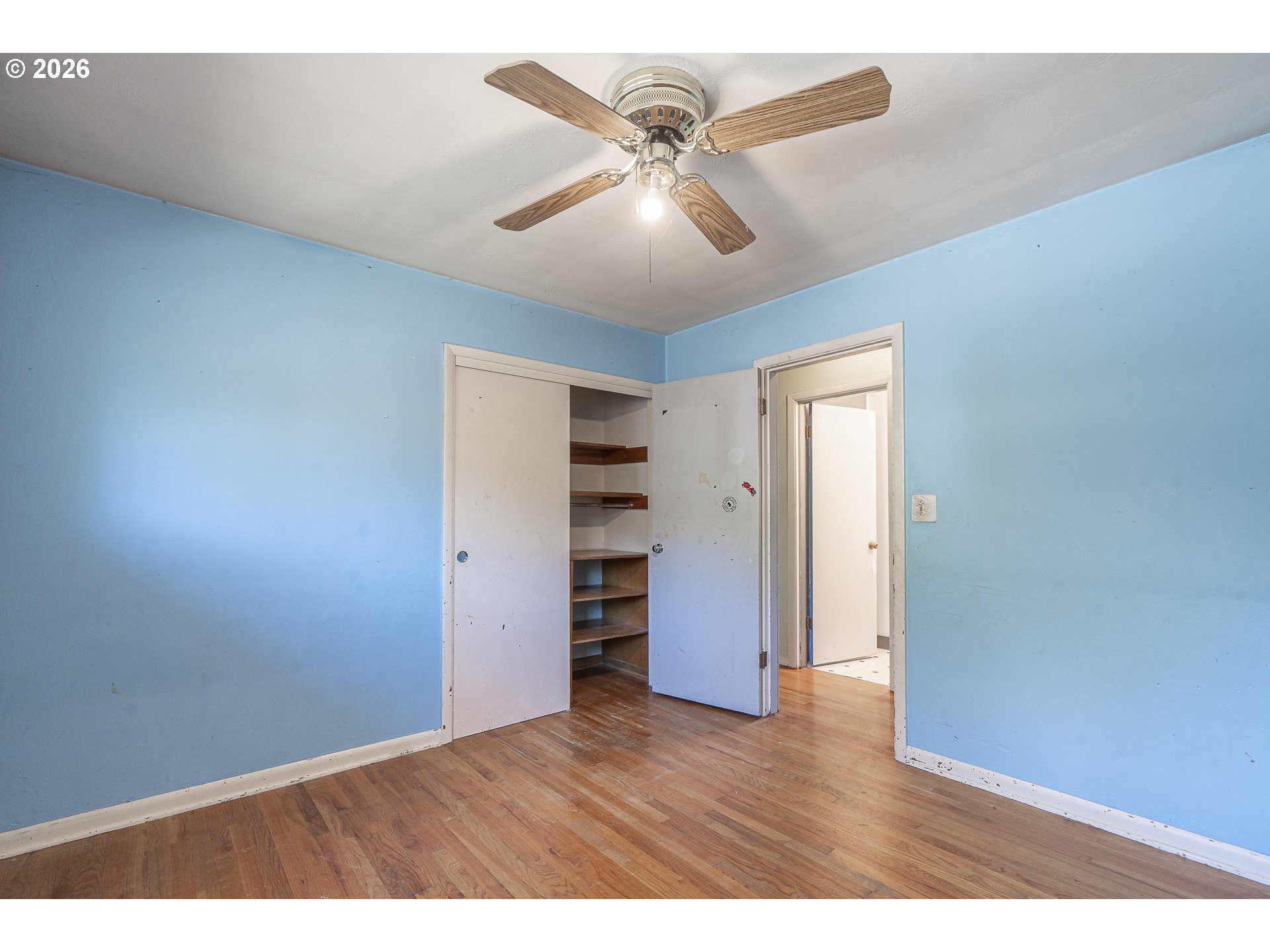 main property photo 16