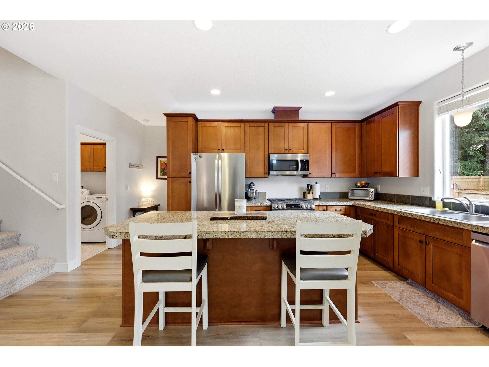 main property photo 7