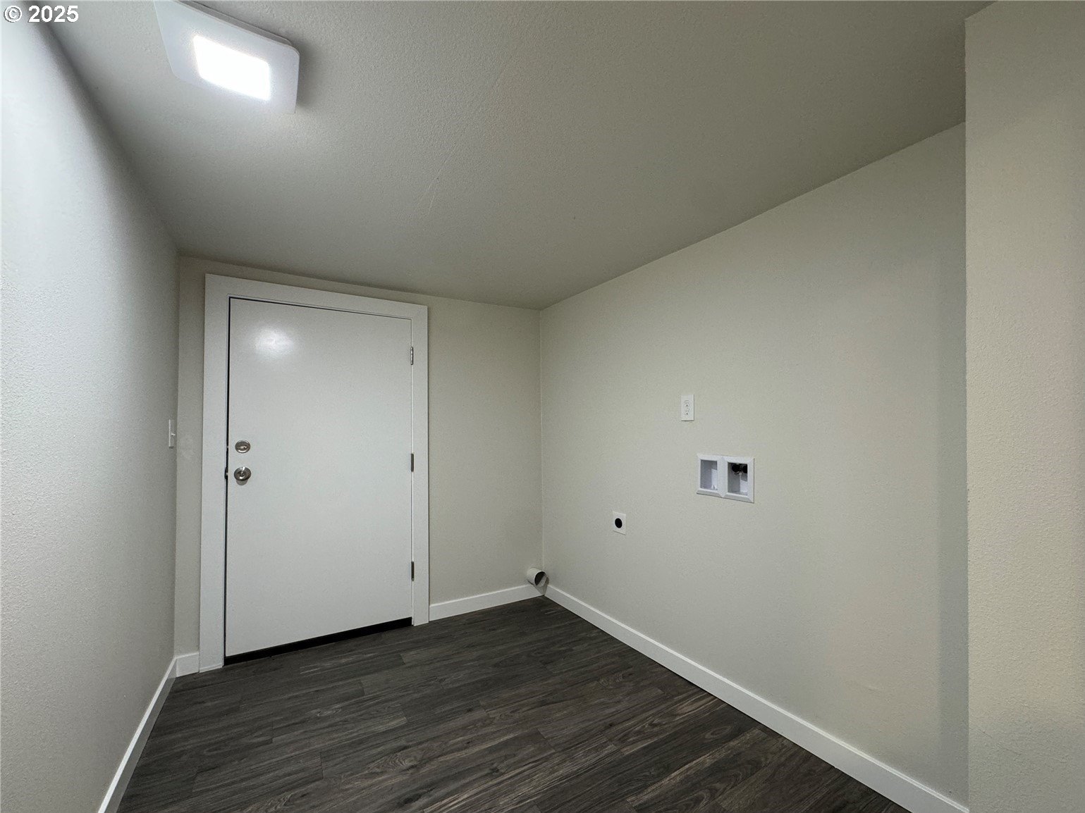 property viewer photo 15