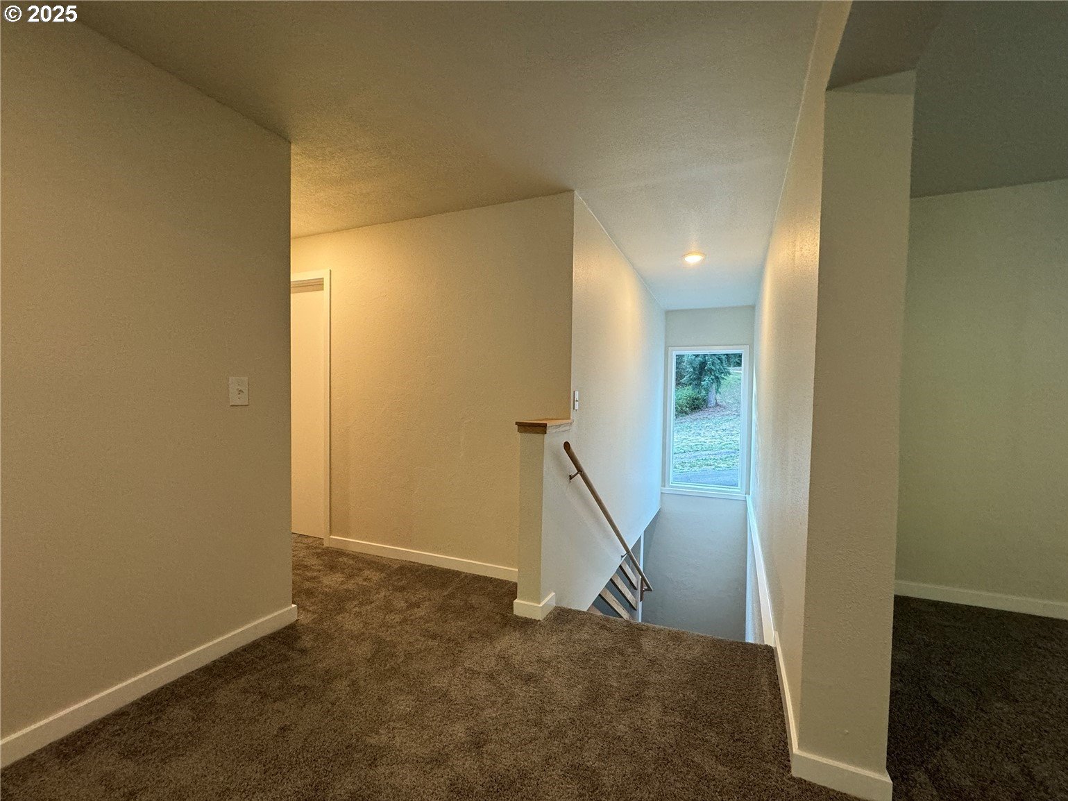 property viewer photo 9