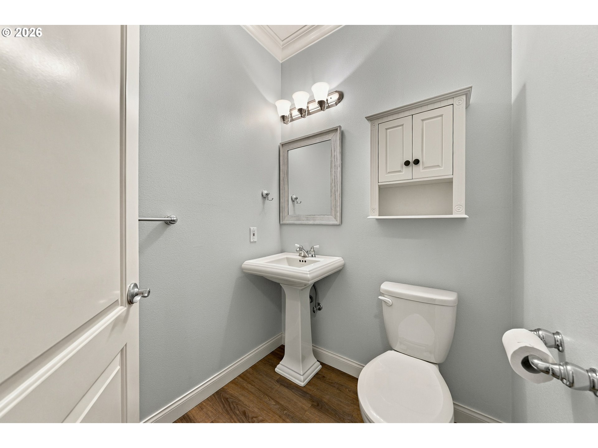 main property photo 20