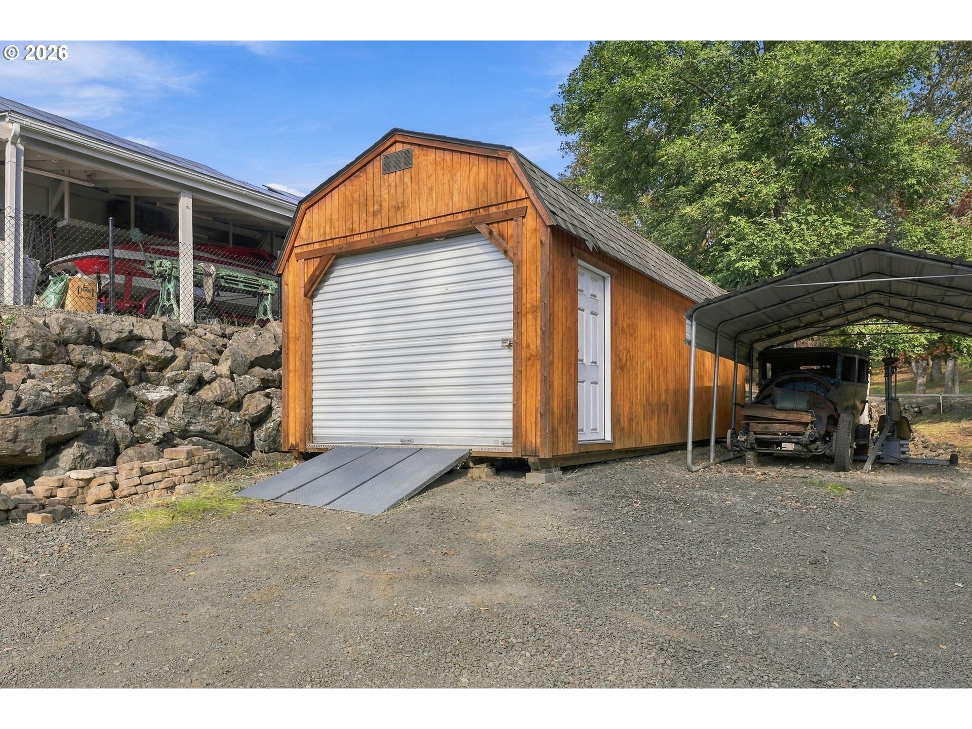 main property photo 36