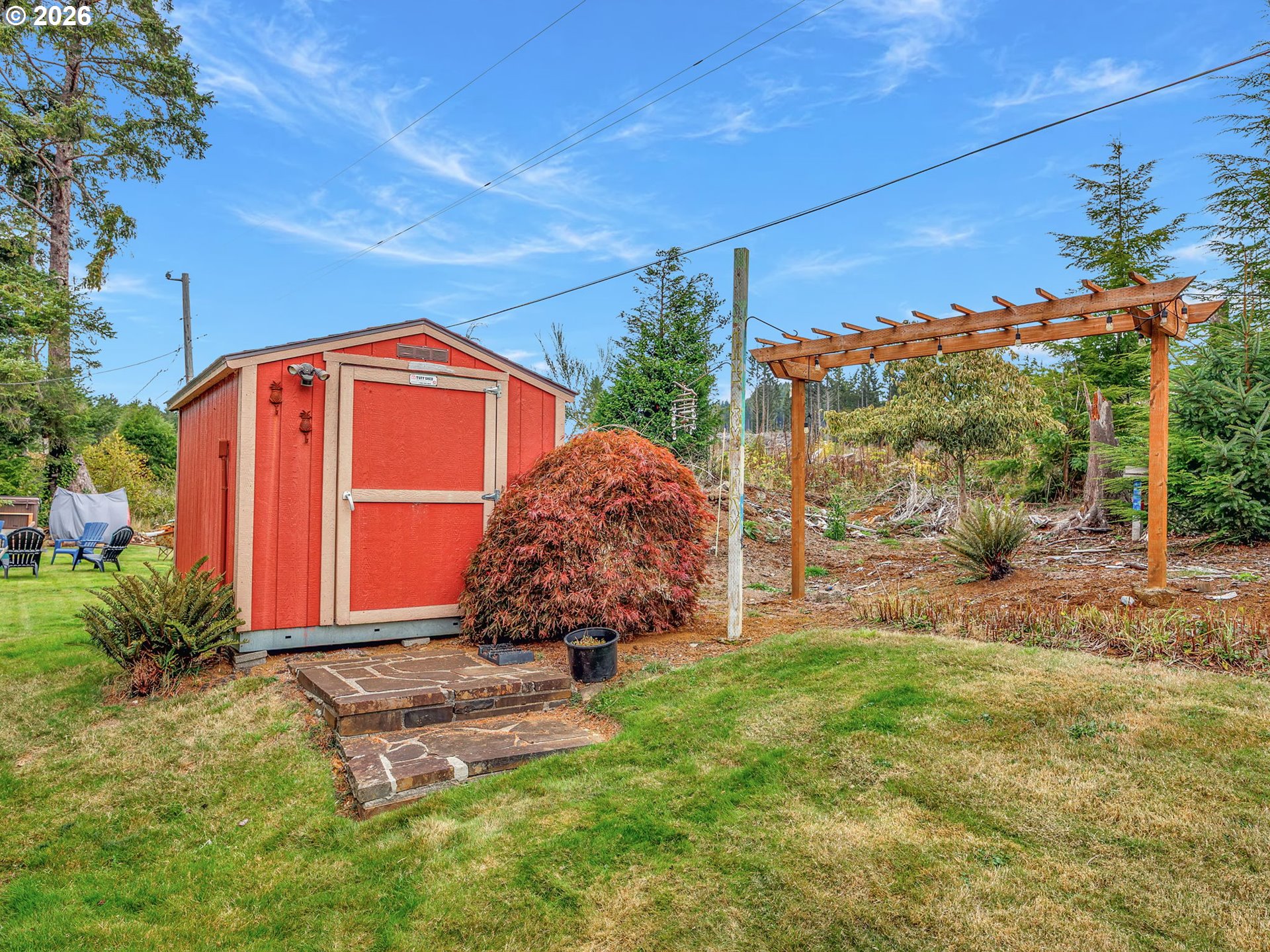 main property photo 37