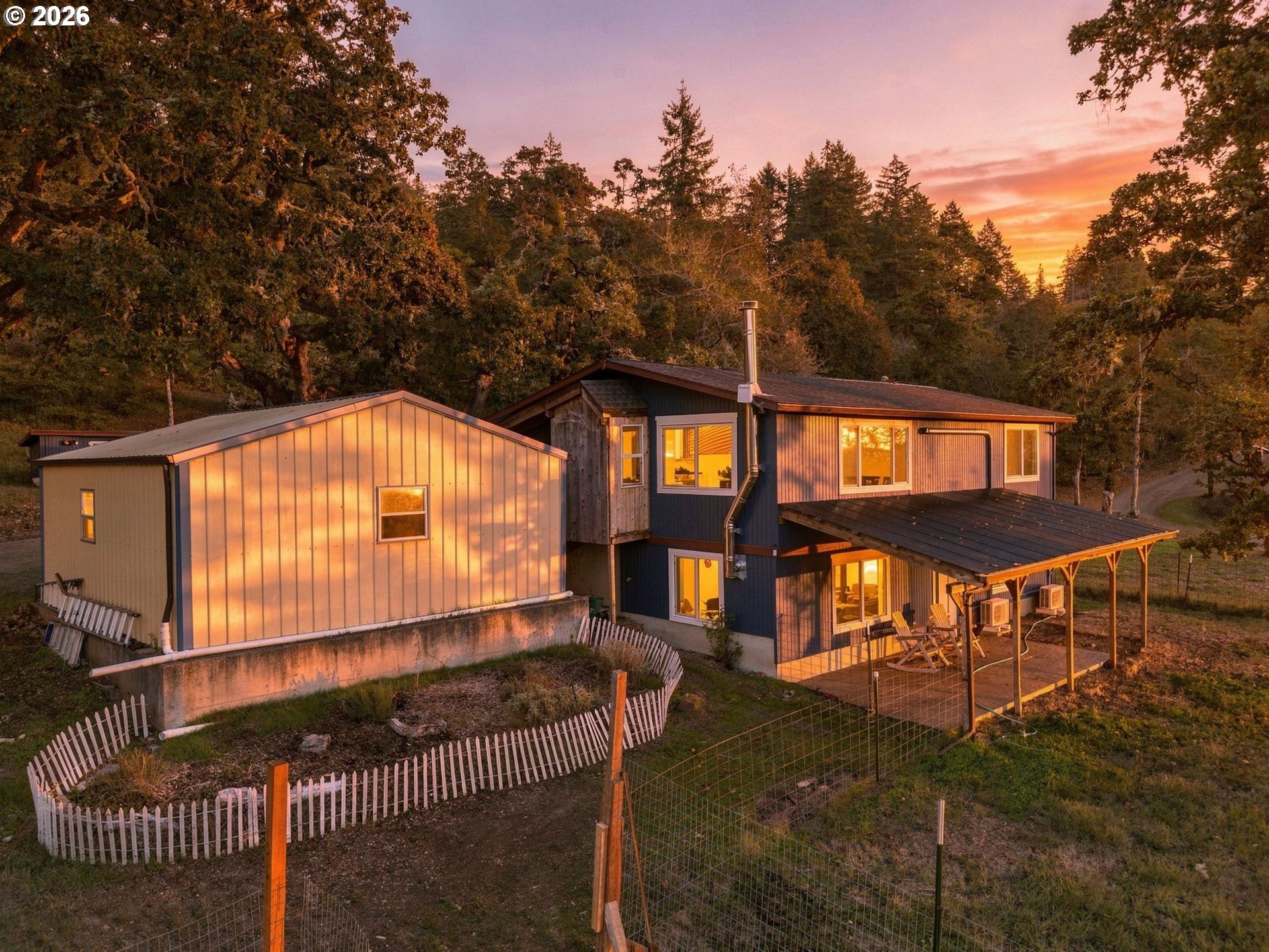 main property photo 34