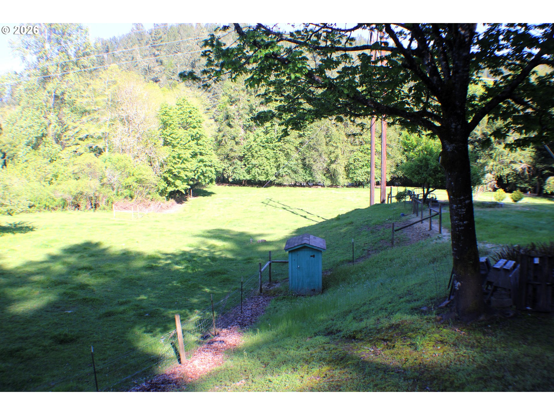 main property photo 24