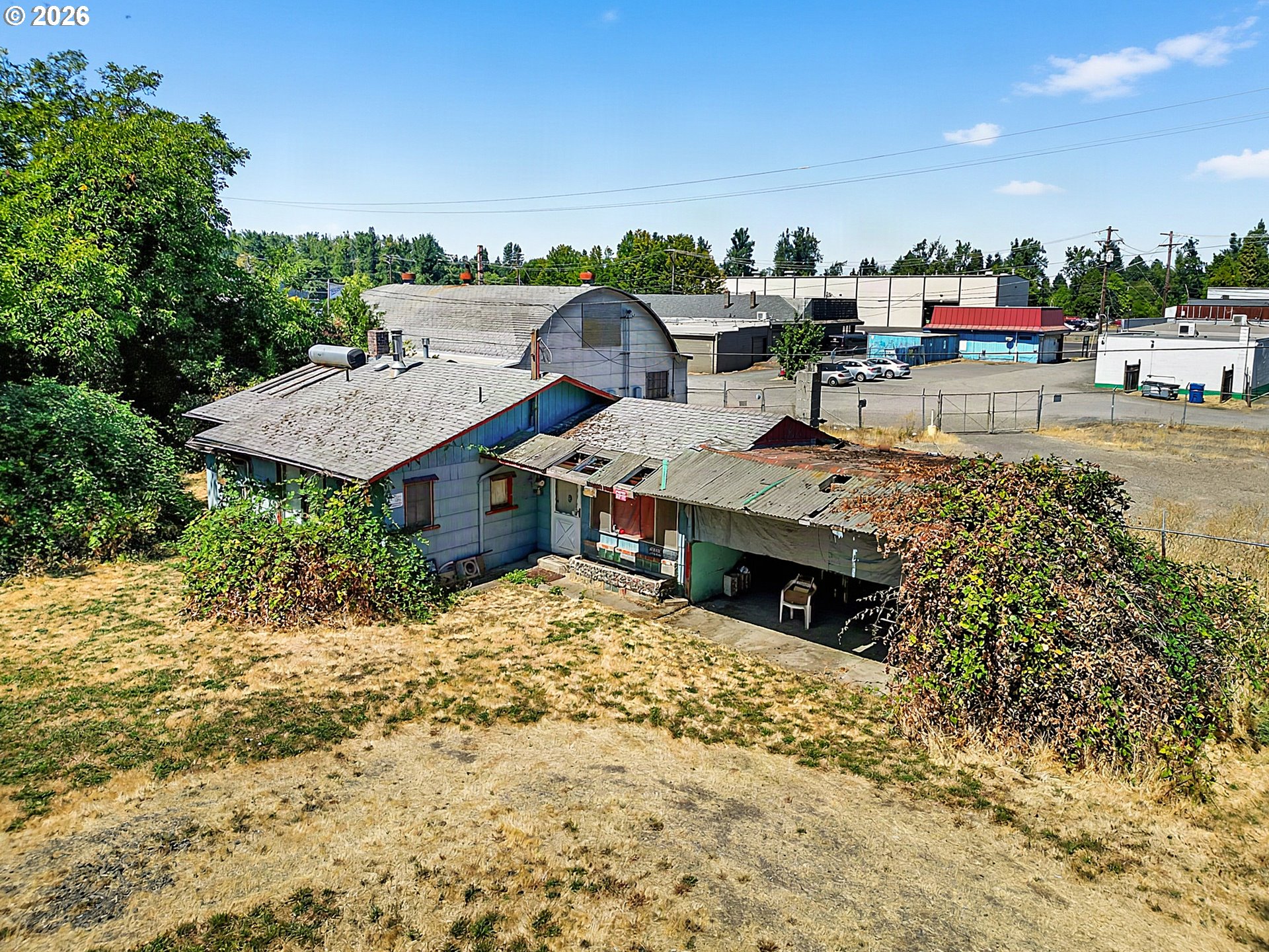 main property photo 7
