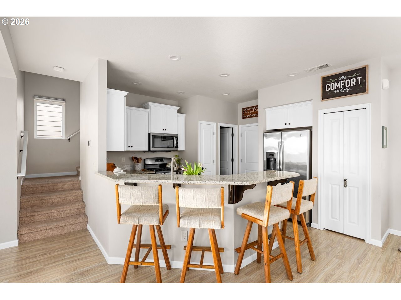 property viewer photo 12