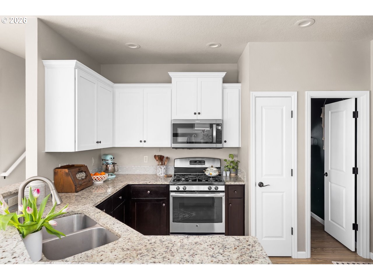 property viewer photo 15
