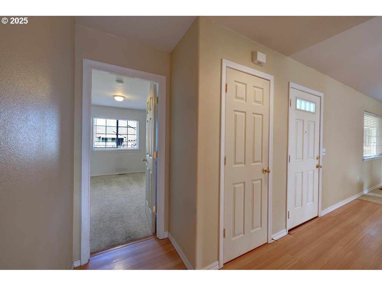 property viewer photo 15