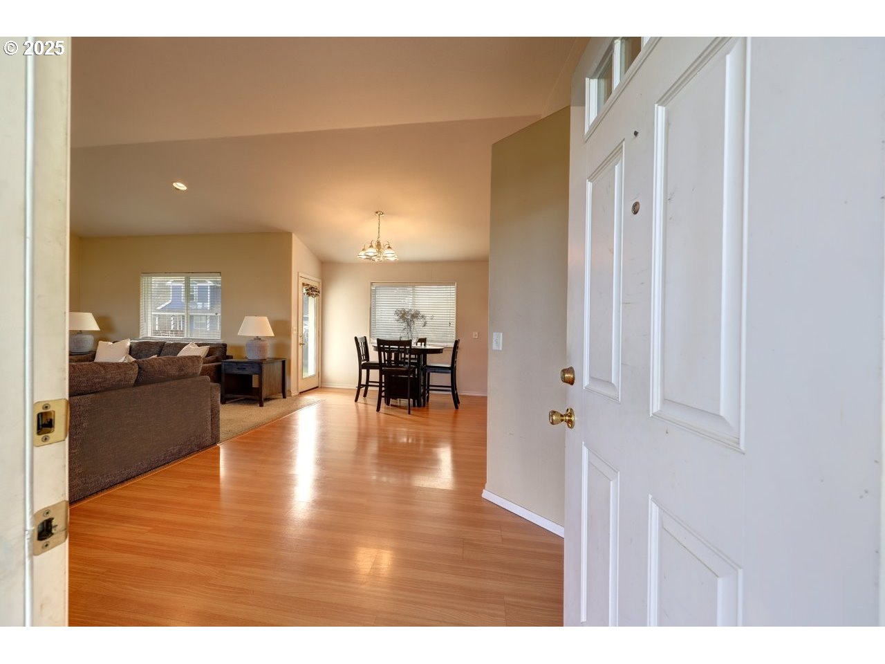 property viewer photo 8