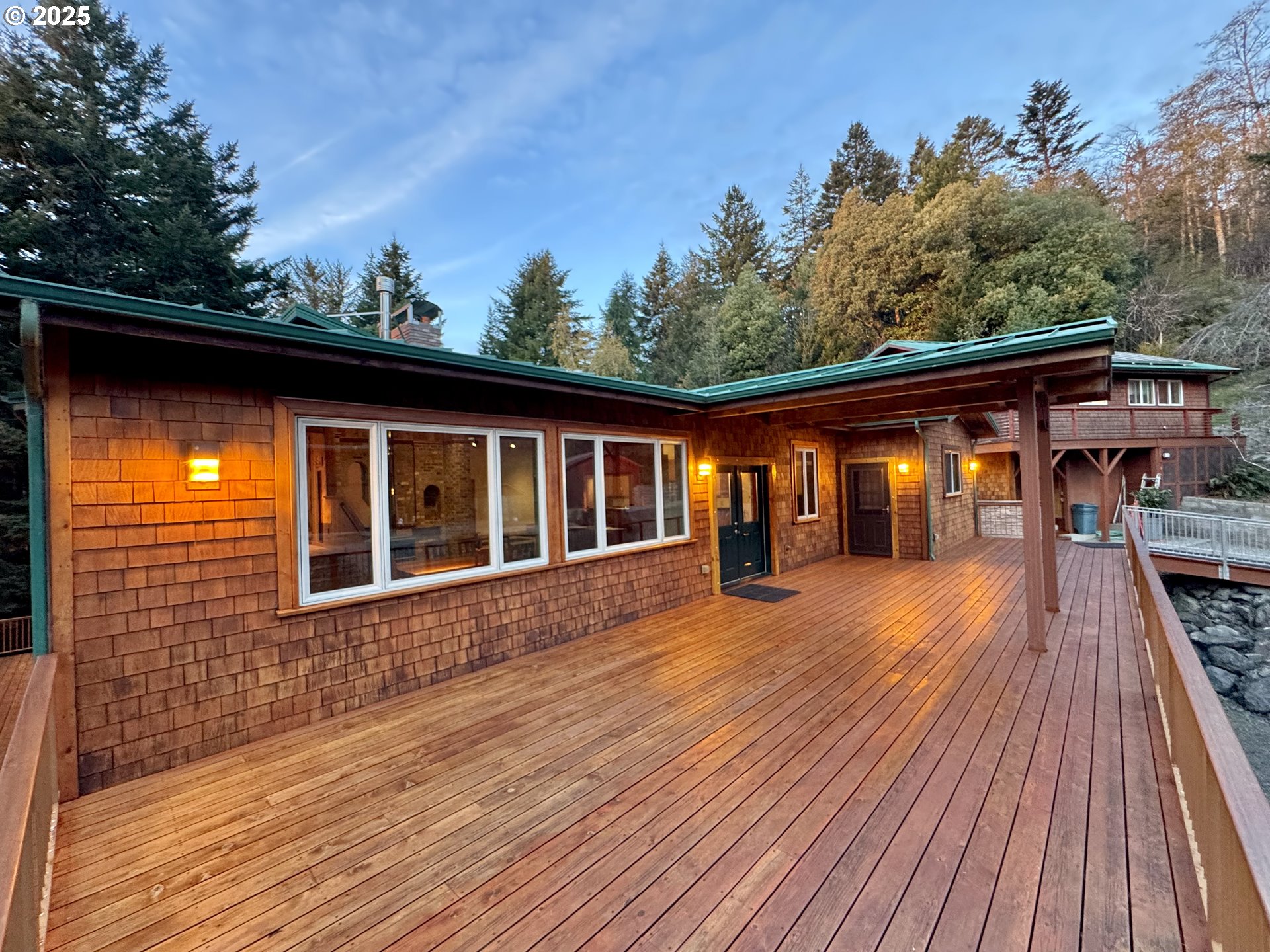 main property photo 30