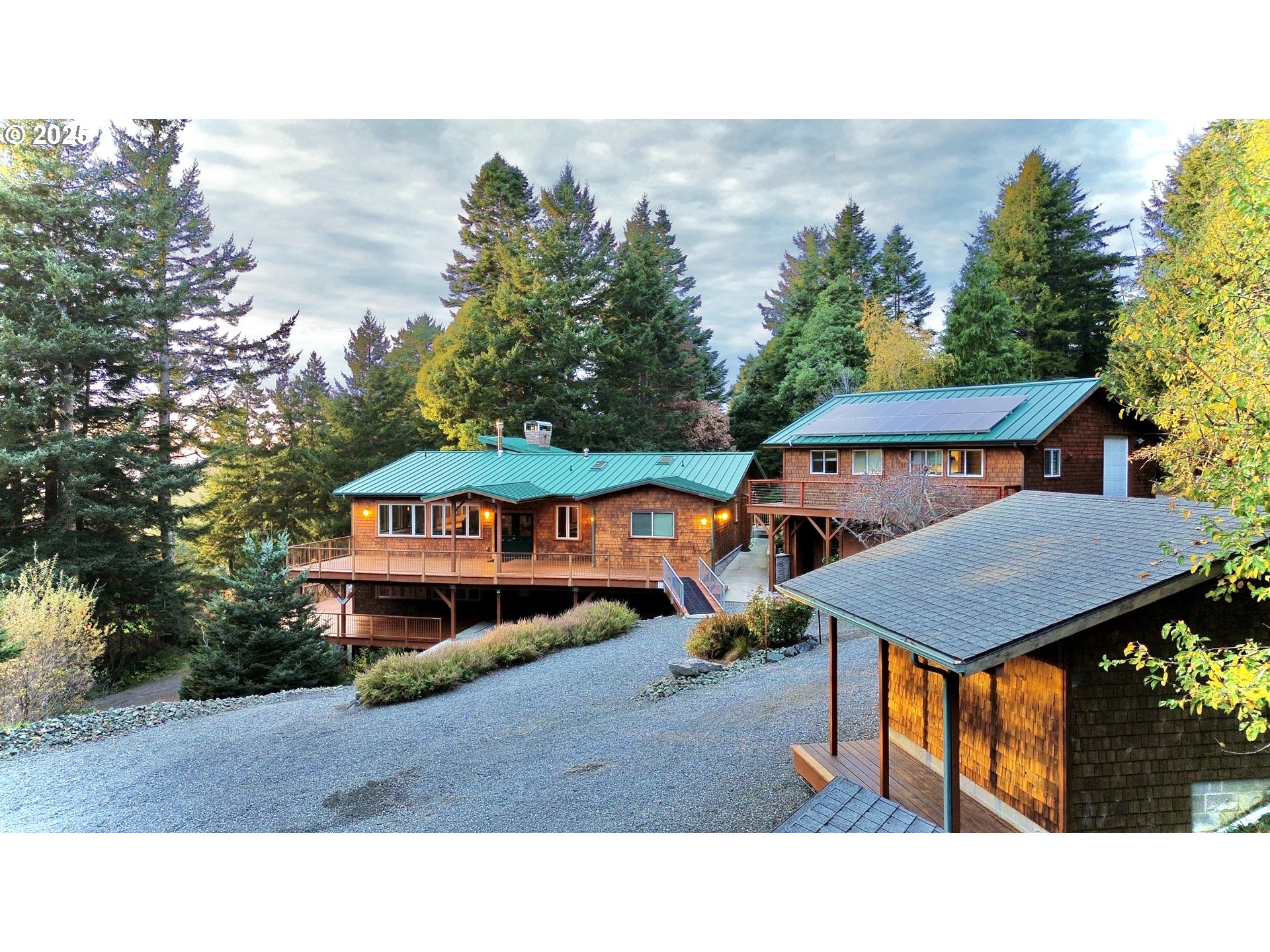main property photo 41
