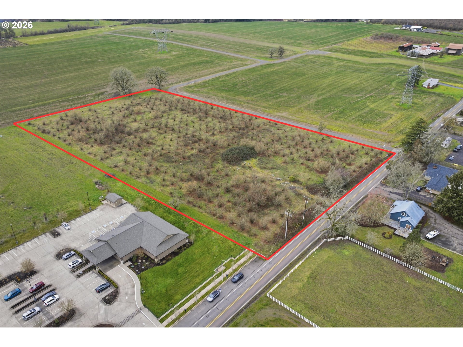 main property photo 13