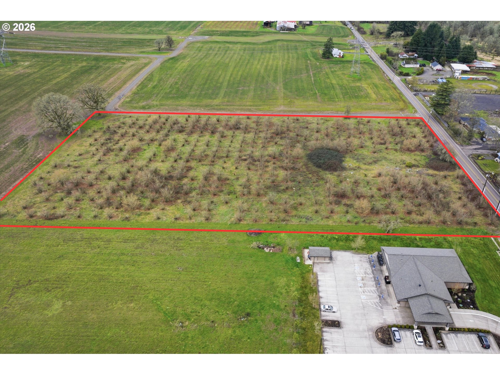 main property photo 16