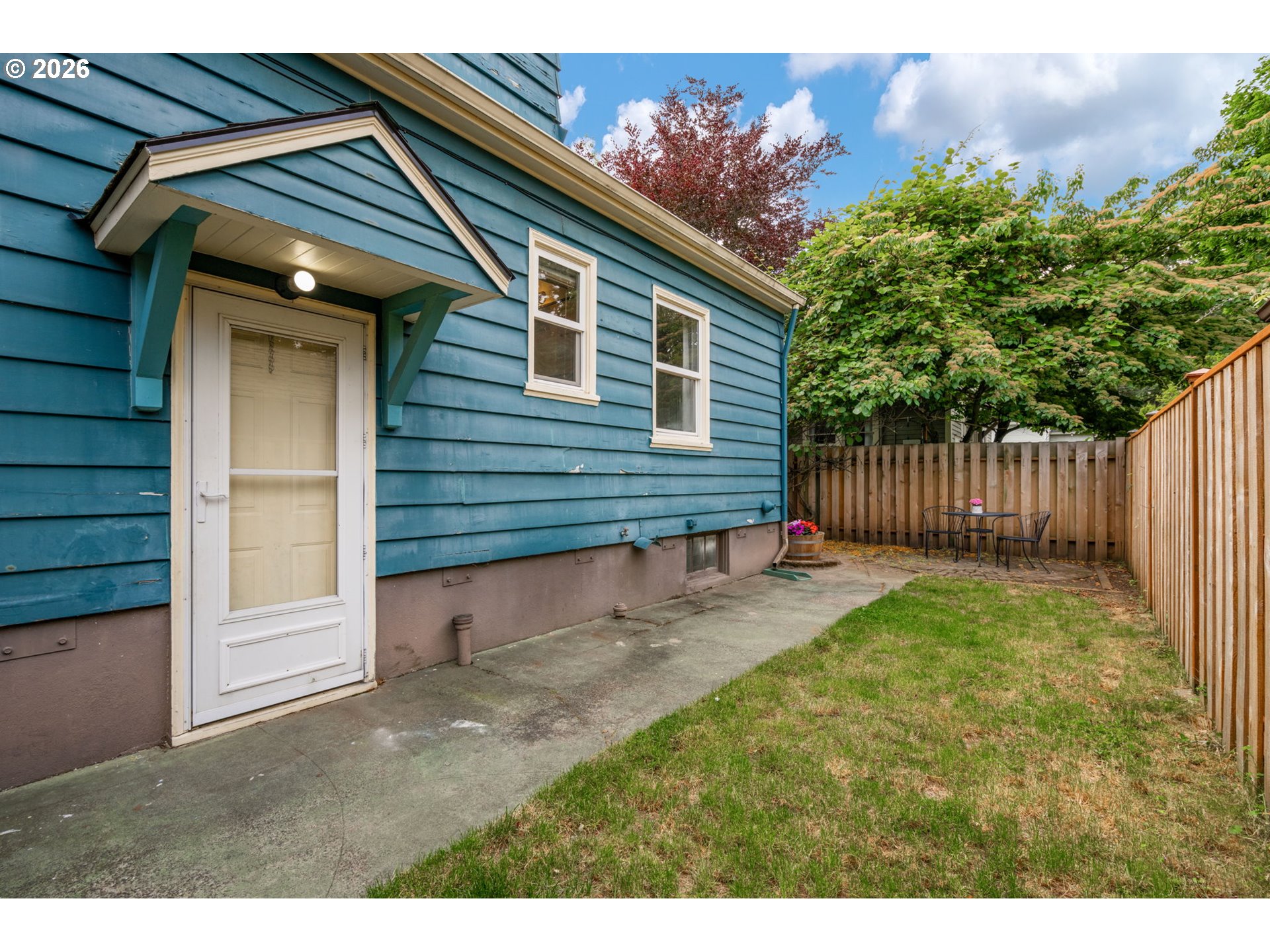 main property photo 31