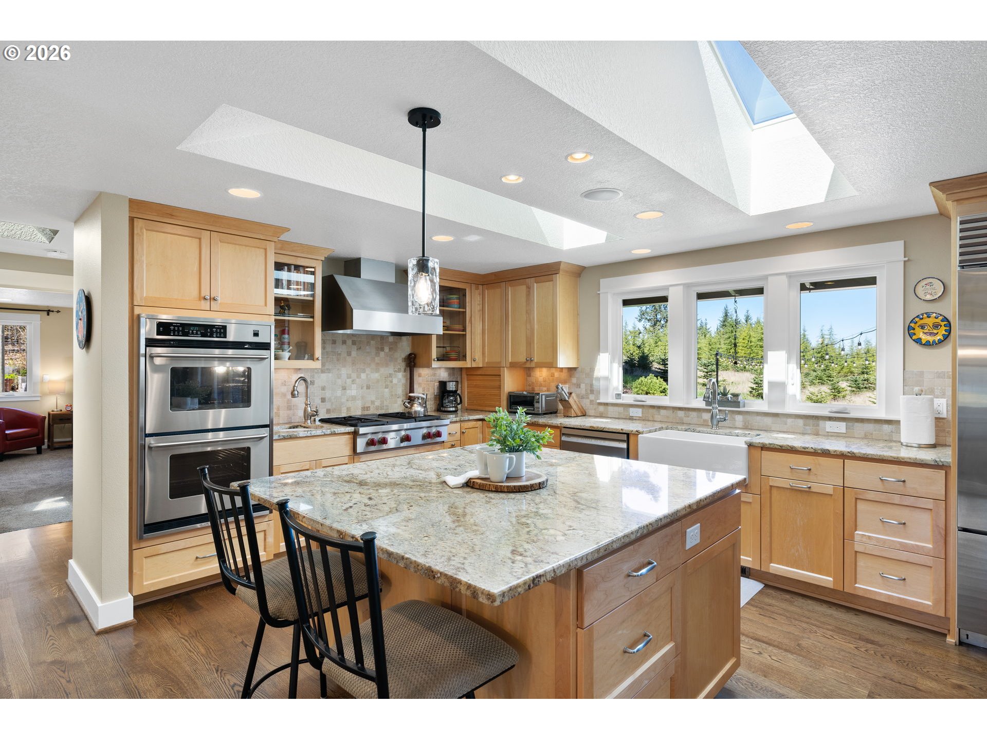 main property photo 12
