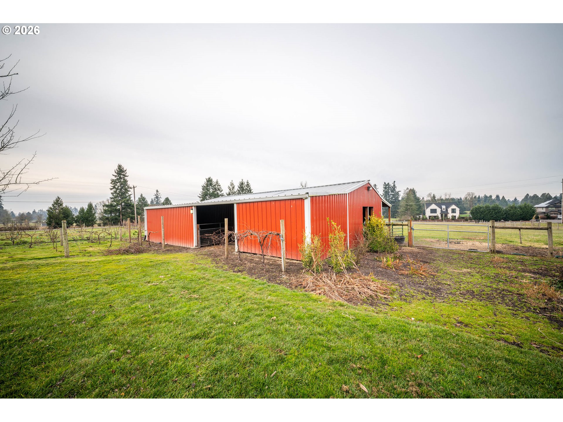 main property photo 23