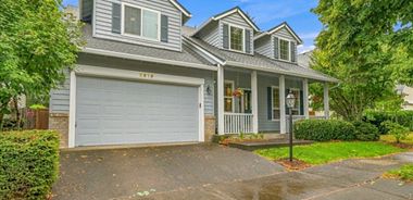 image of property with 4 Bed | 2 Bath | 2,815 Sqft