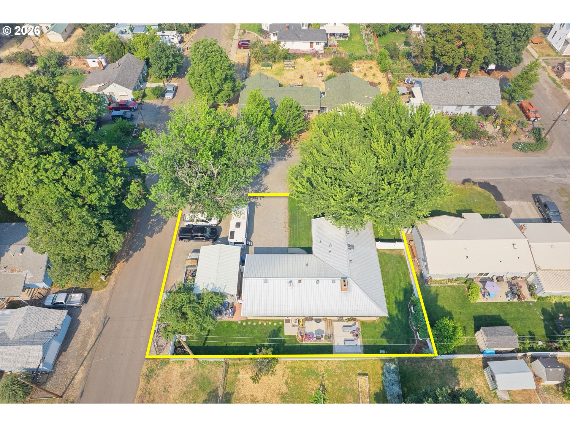 main property photo 34