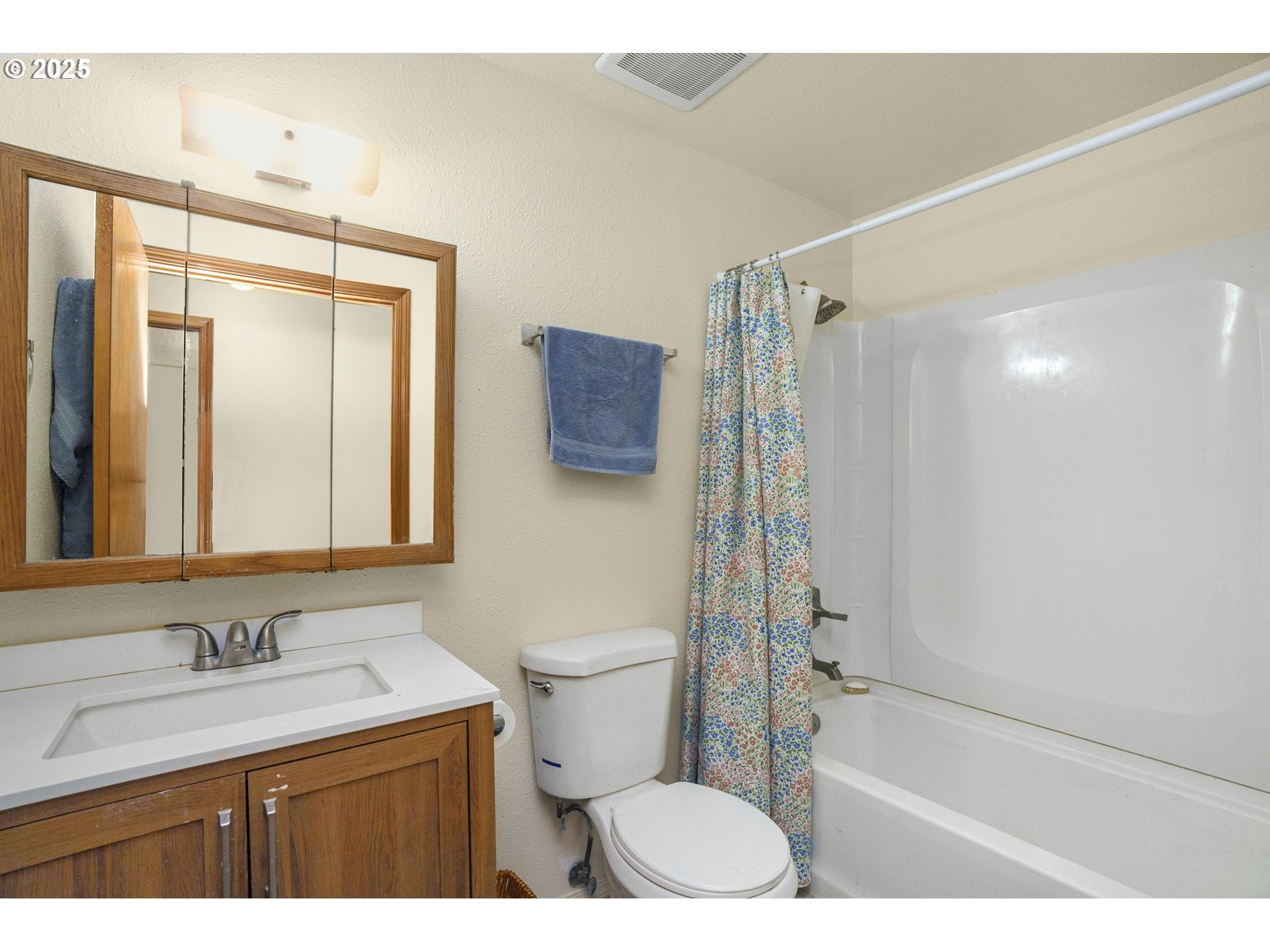 property viewer photo 20