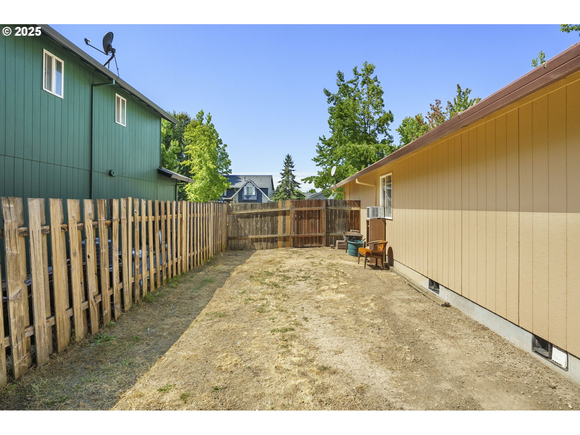 property viewer photo 23
