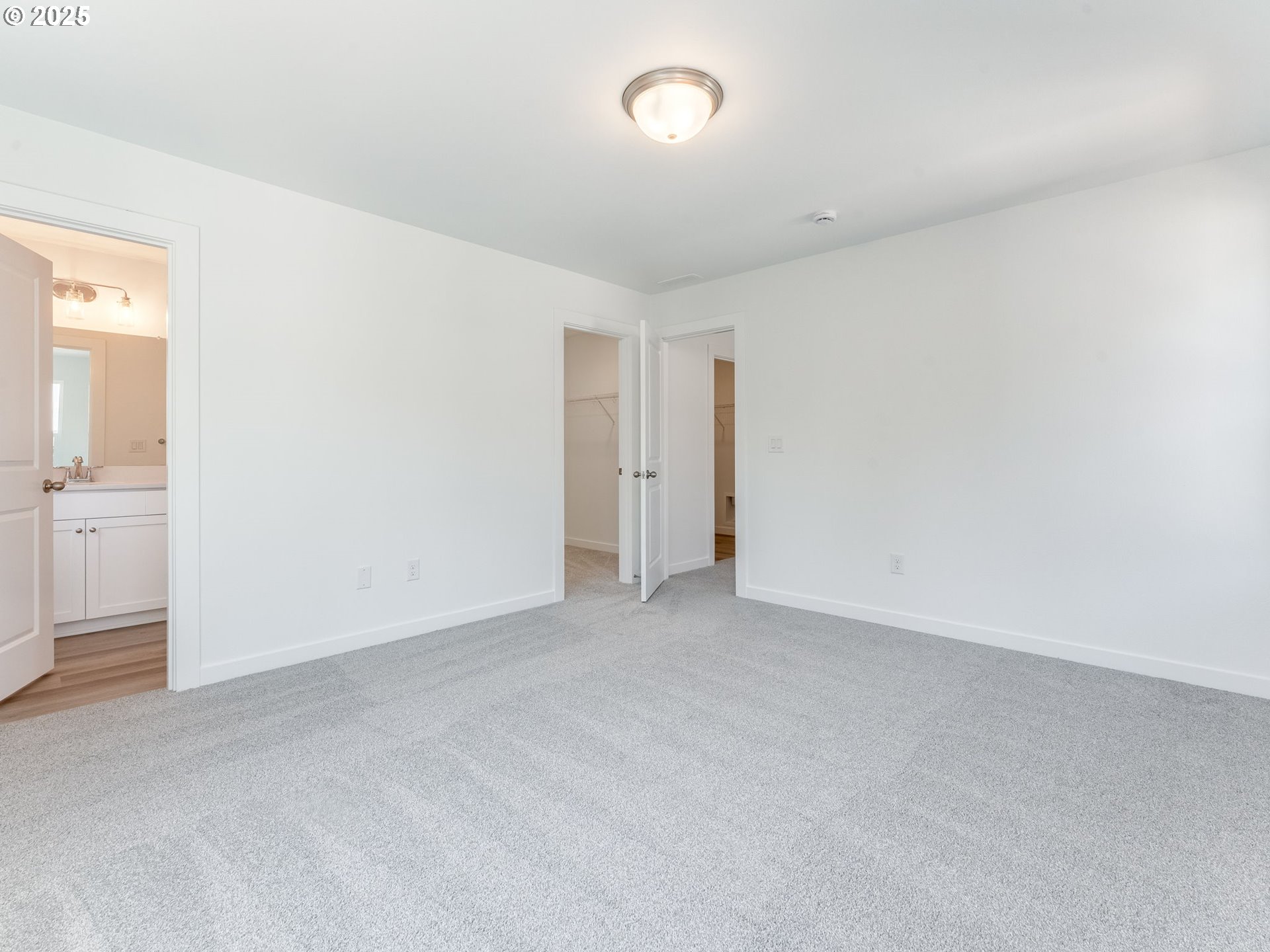 property viewer photo 22
