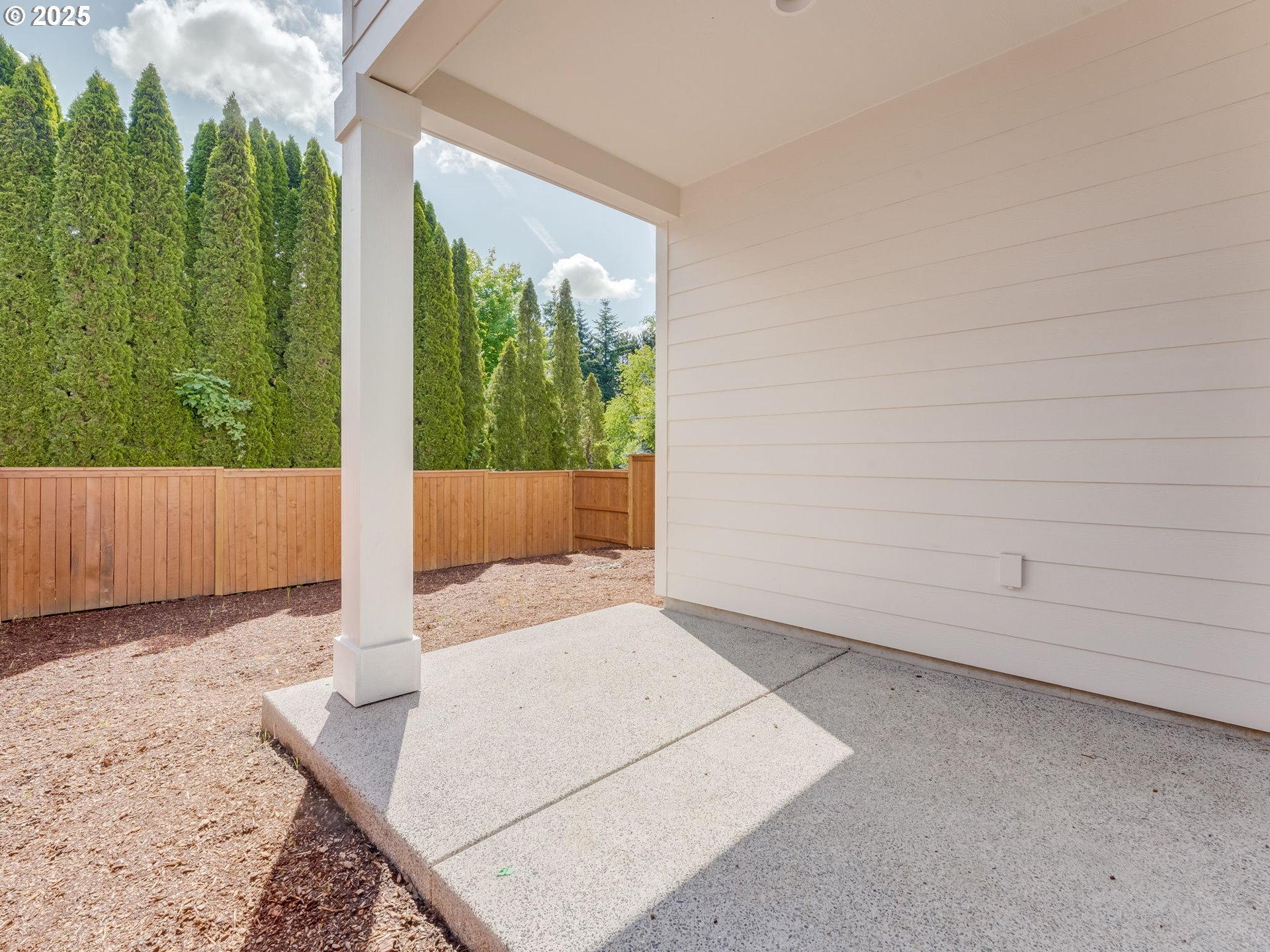 property viewer photo 29