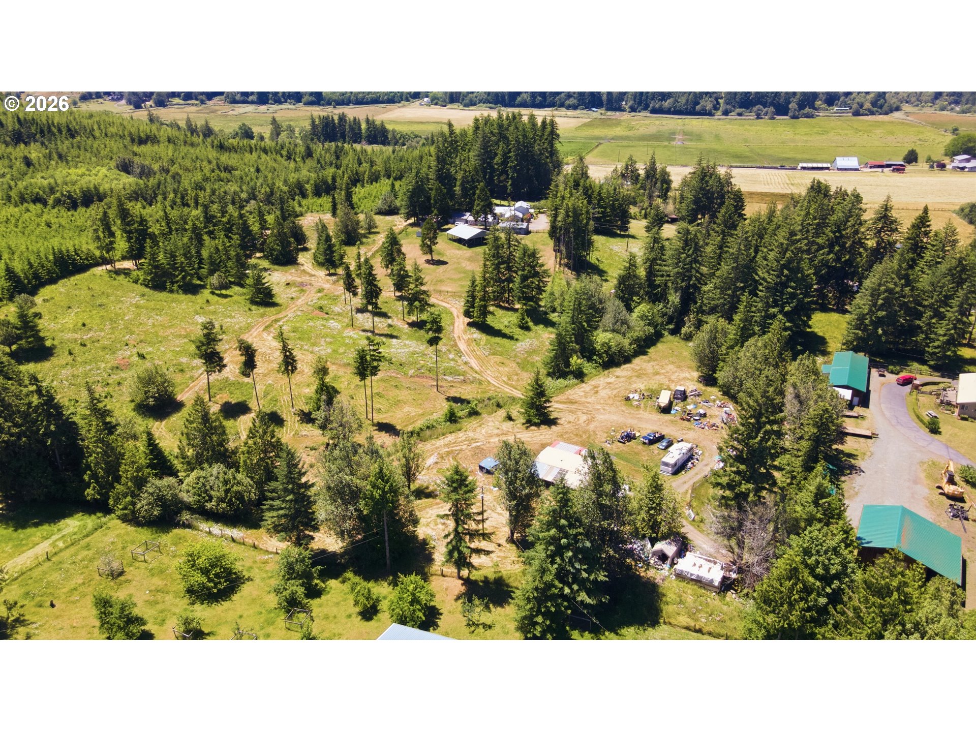 main property photo 23
