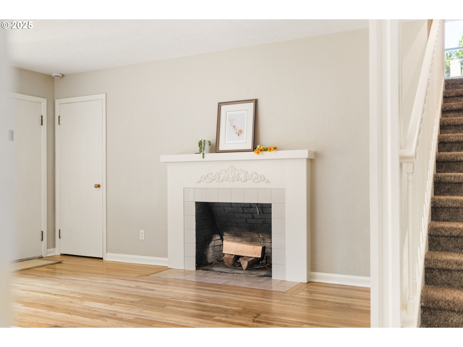 property viewer photo 4