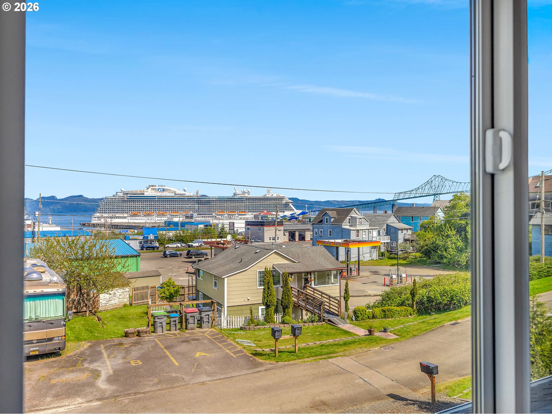 main property photo 34