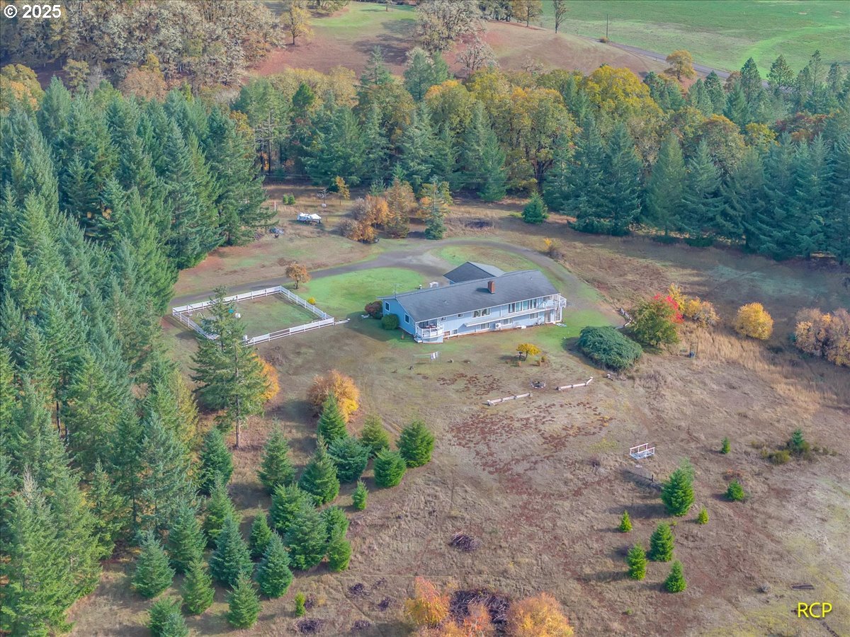 main property photo 46