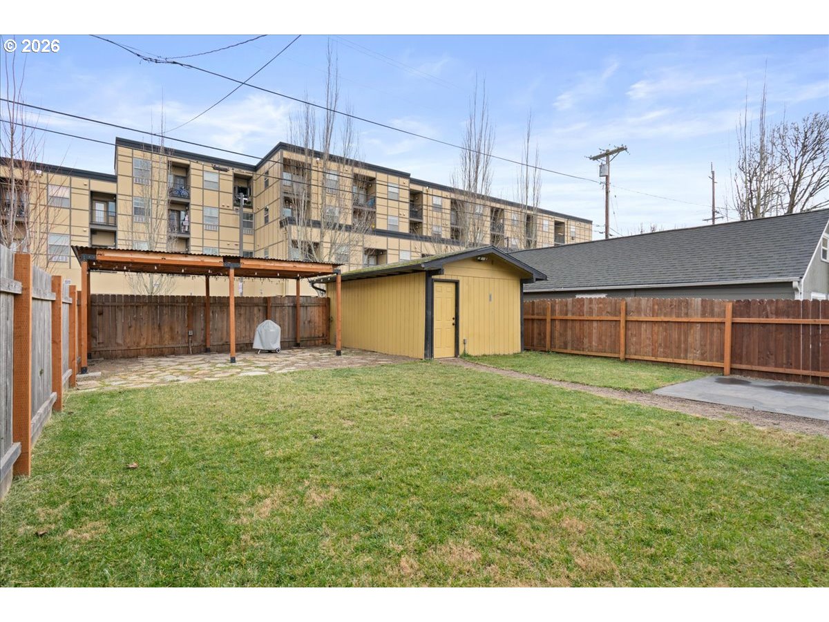 main property photo 43