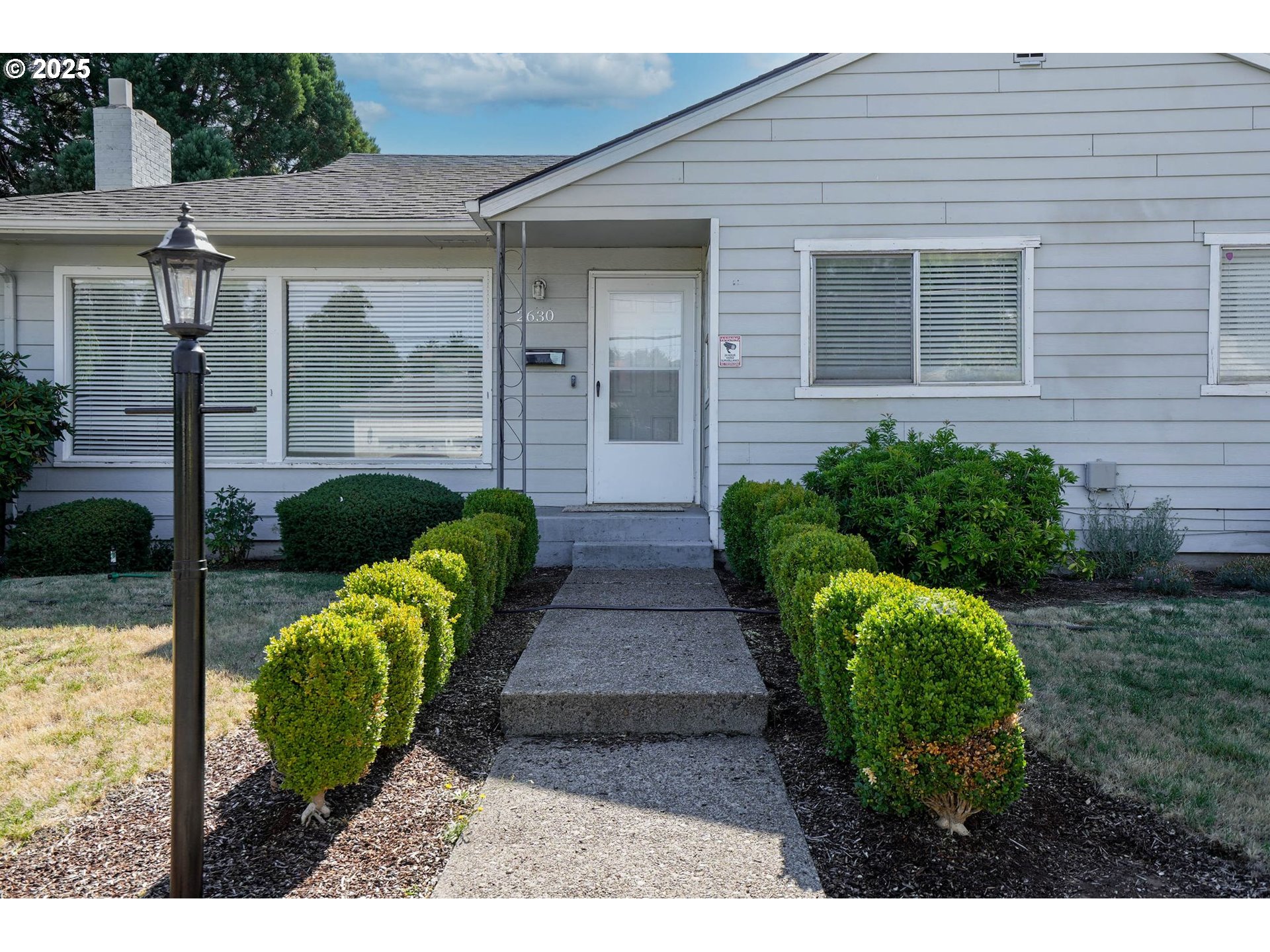 property viewer photo 2
