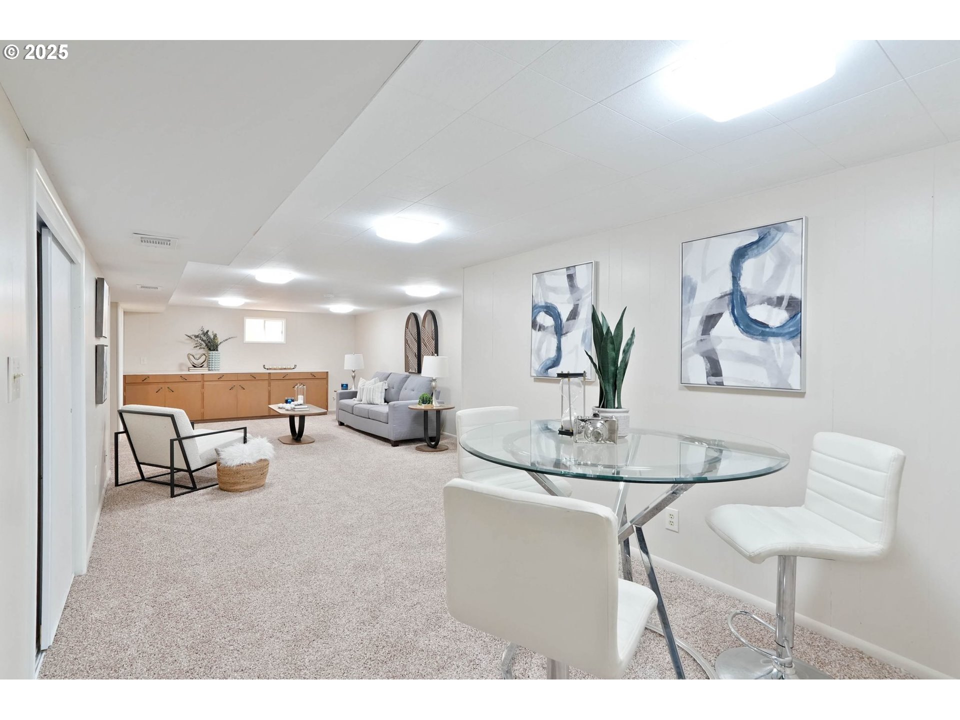 property viewer photo 25